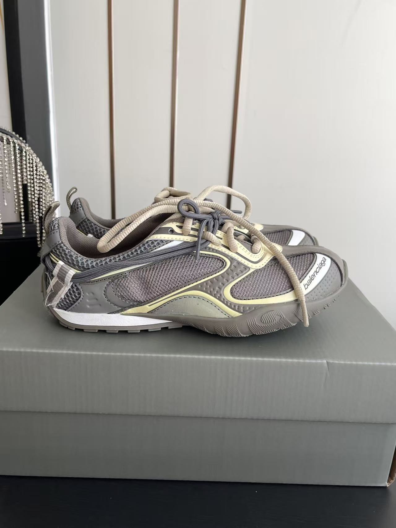 BALENC1AG 高品質レースアップカジュアルシューズ【50％割引+送料無料】
