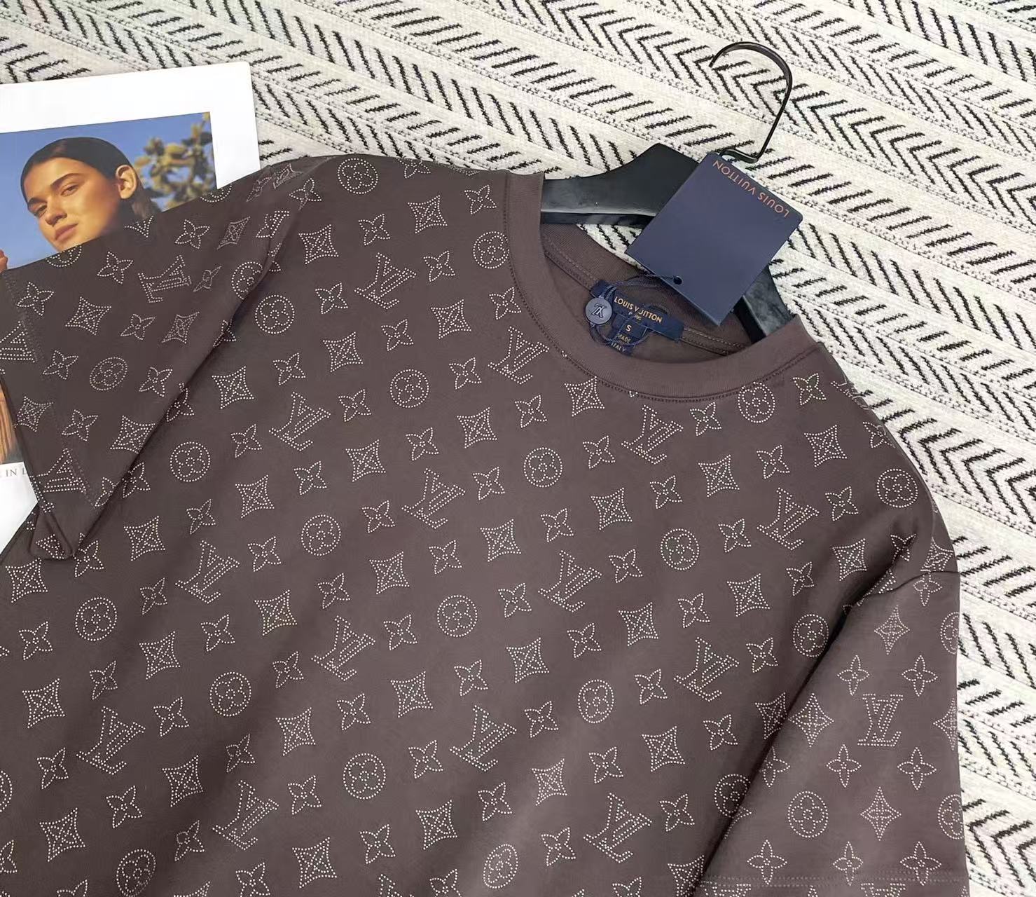 LV ブラウン プリントTシャツ【50％割引+送料無料】
