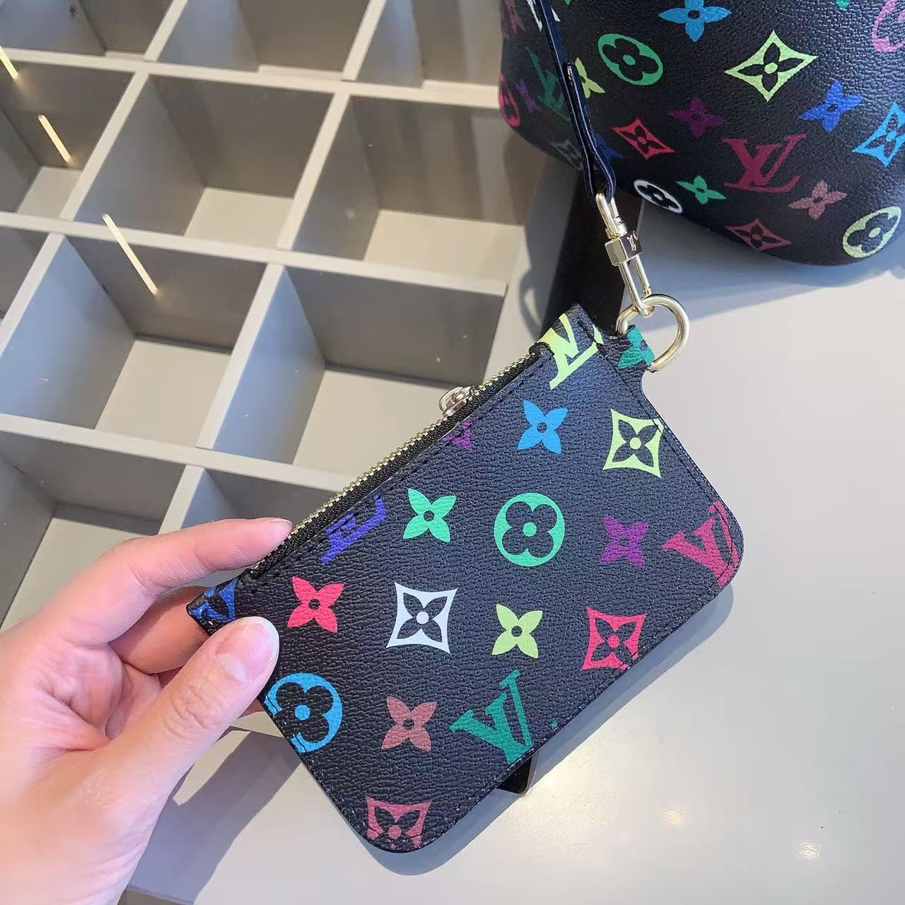 【LV  】コンビネーション3点セット【50％割引+送料無料】X681