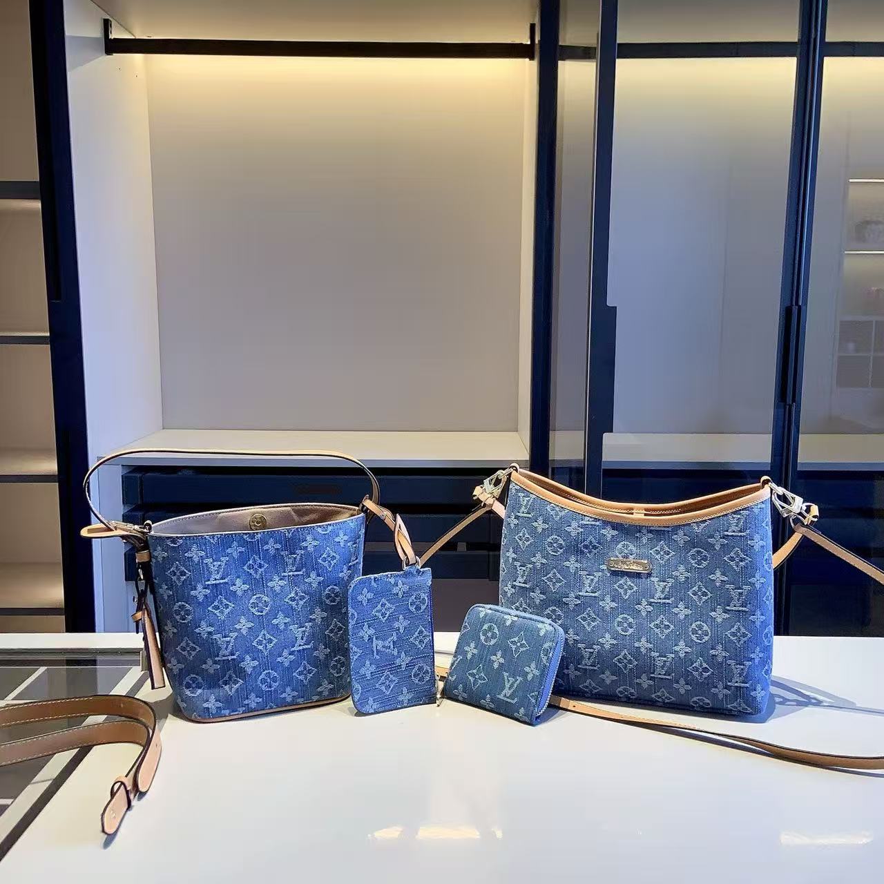 【LV 】コンビネーション3点セット【50％割引+送料無料】X865