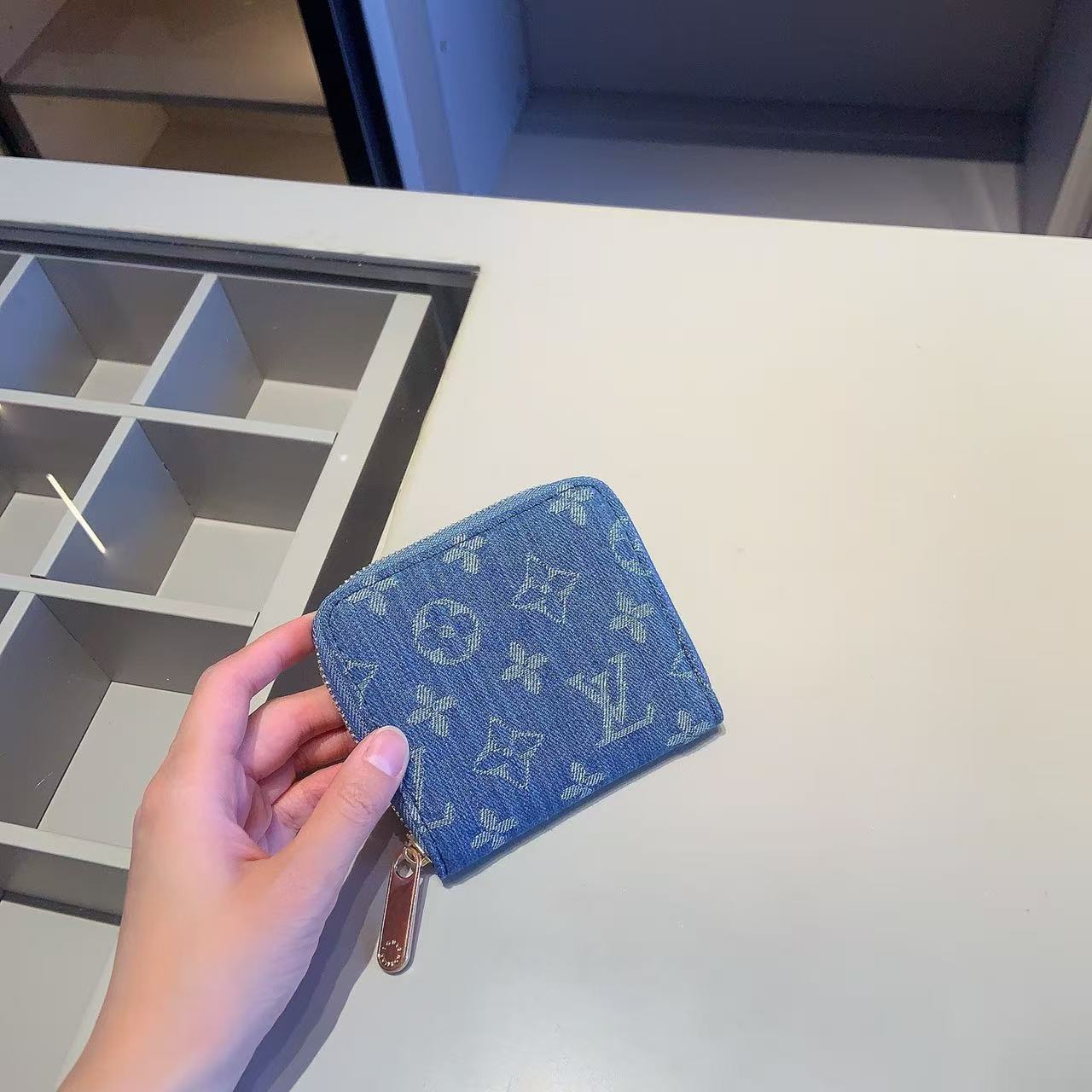 【LV 】コンビネーション3点セット【50％割引+送料無料】X865