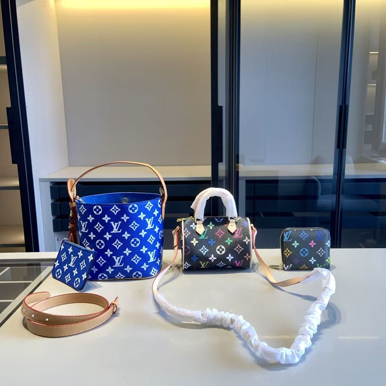【LV 】コンビネーション3点セット【50％割引+送料無料】X771