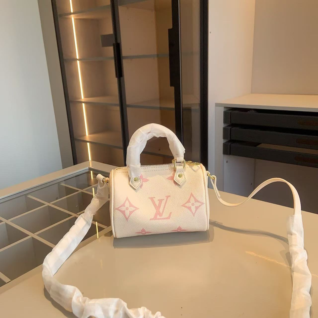 【LV 】コンビネーション3点セット【50％割引+送料無料】X770