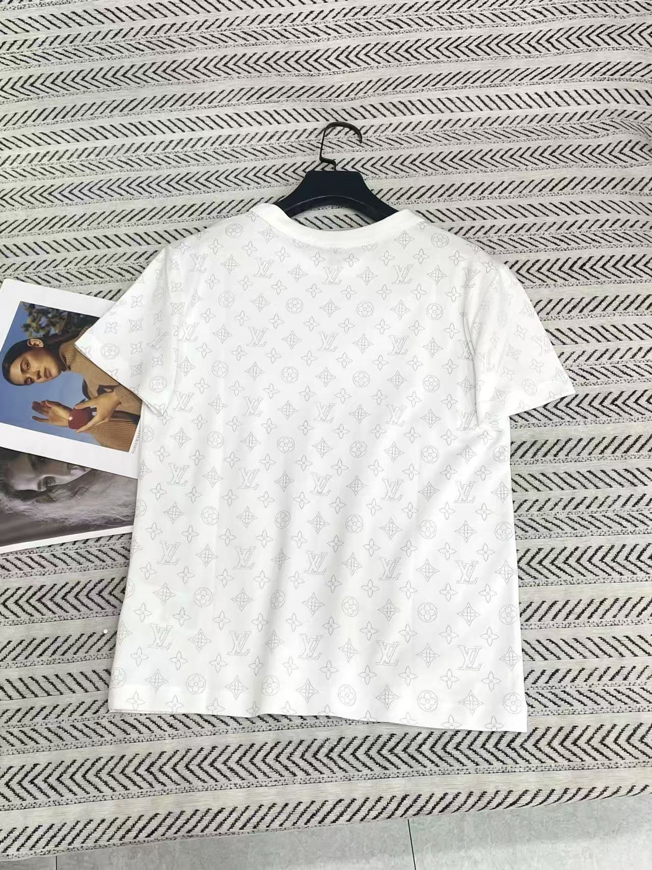 LV 四つ葉のクローバー柄Tシャツ【50％割引+送料無料】