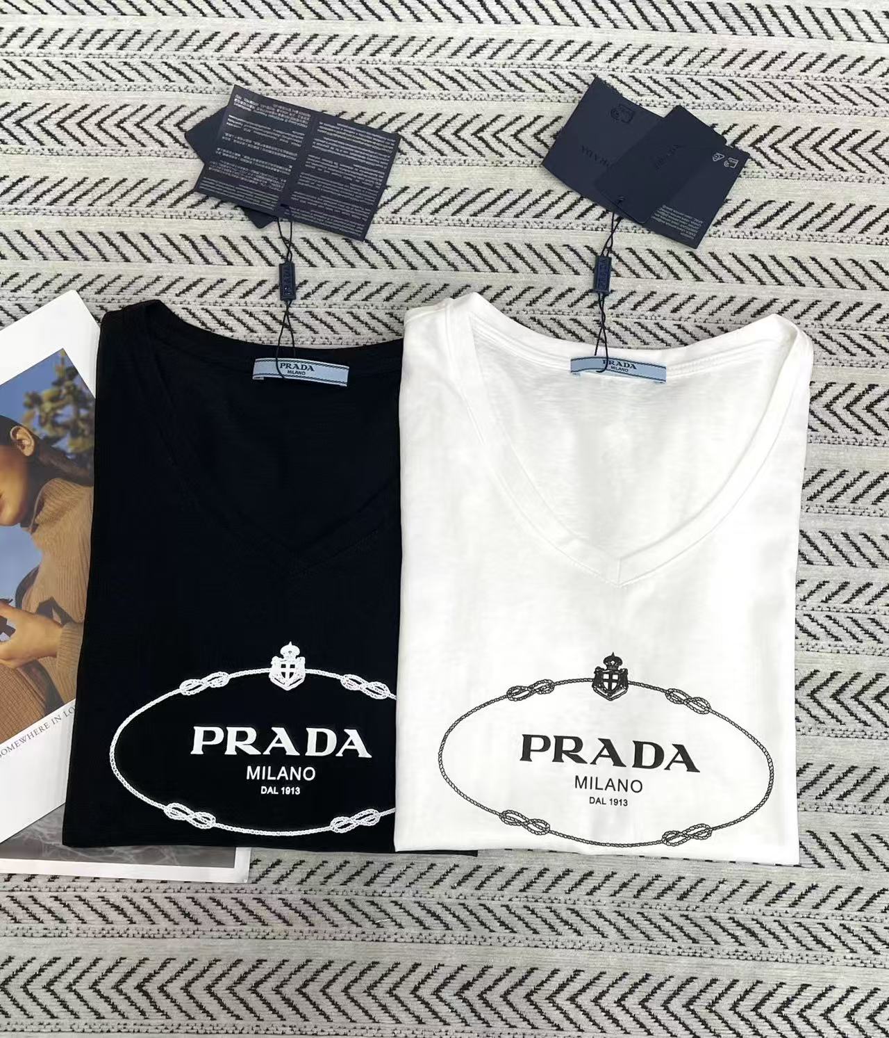 PR4DA シンプルVネックレターTシャツ【50％割引+送料無料】