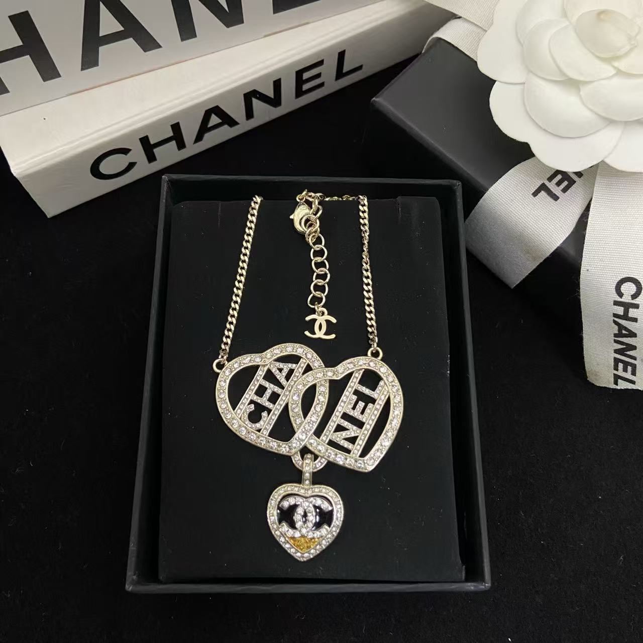 CHANE1 ダブルCハートダイヤモンドネックレス【50％割引+送料無料】