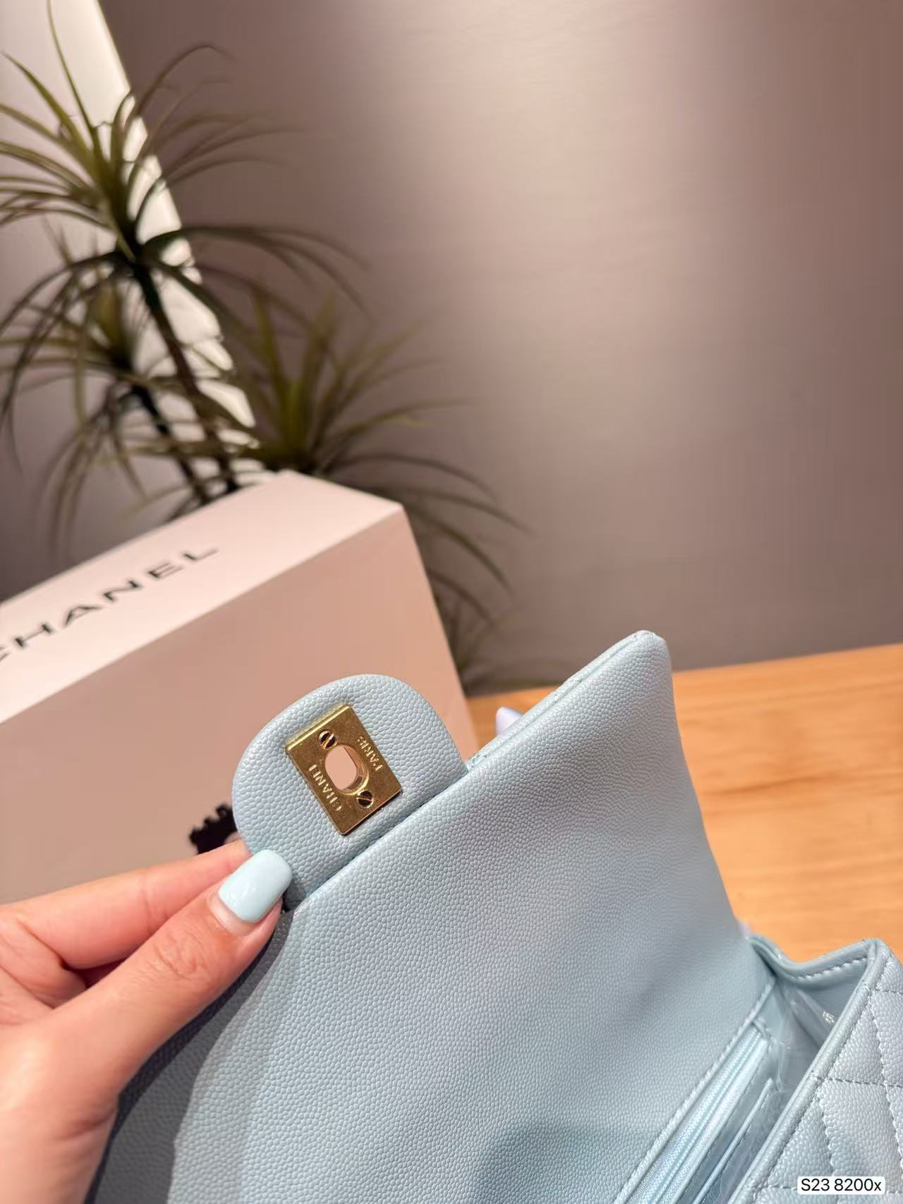 CHANE1CF チェーンハンドル・ハンドバッグ【50％割引+送料無料】