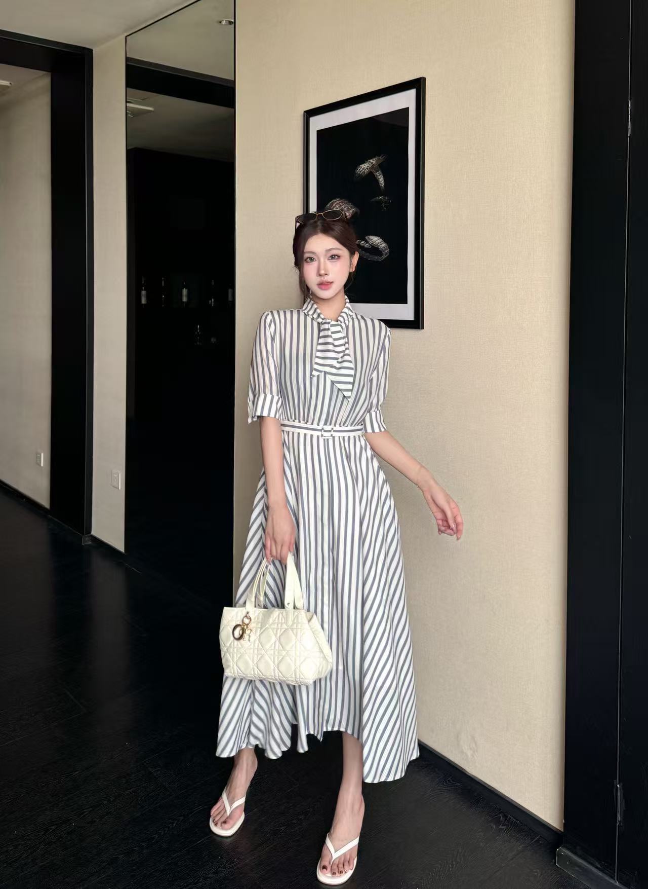 DIOR 上質なストライプ柄ドレス【50％割引+送料無料】