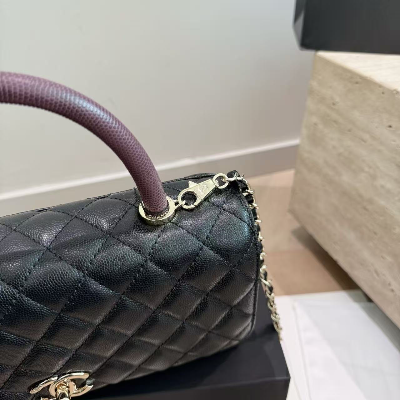 CHANE1 チェーンハンドバッグ【50％割引+送料無料】