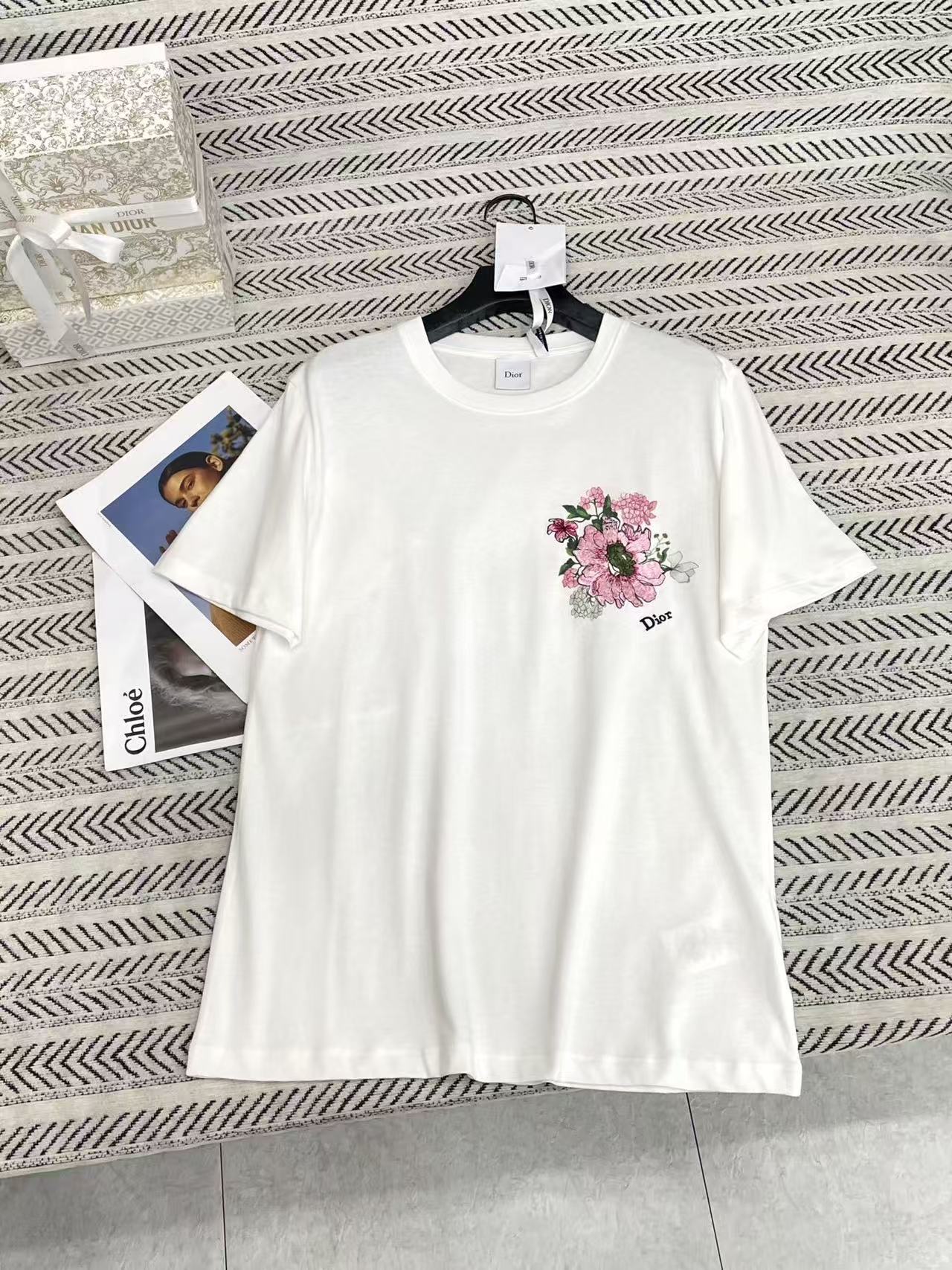 DIOR 花柄刺繍レタリングTシャツ【50％割引+送料無料】