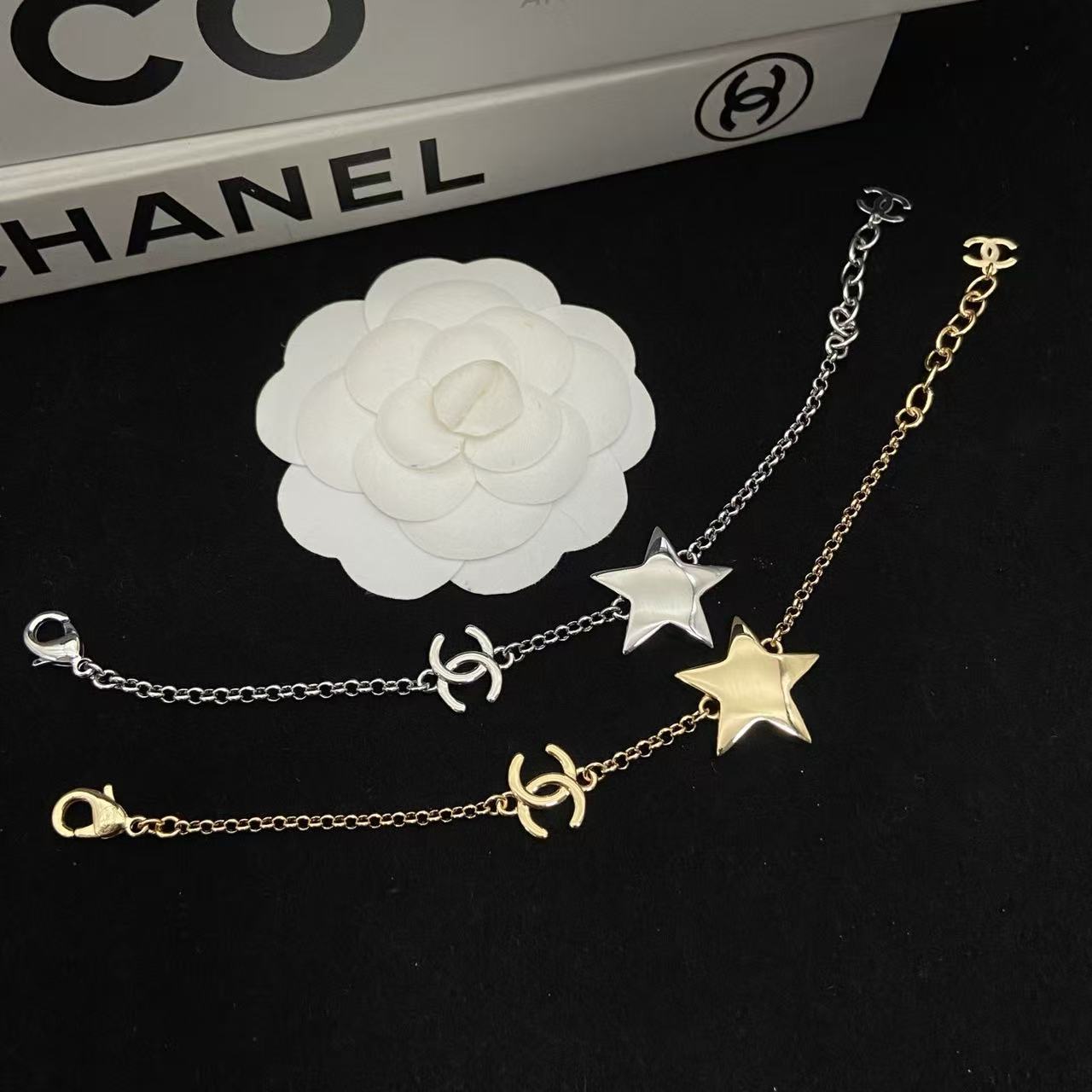 CHANE1 五芒星ダブルCブレスレット【50％割引+送料無料】