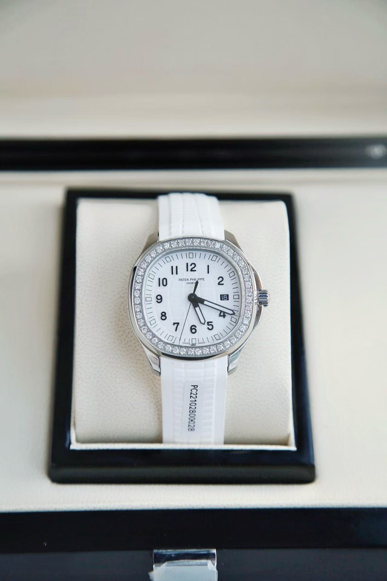 PATEK PH1LIPPEダイヤモンドレディースウォッチ【50％割引+送料無料】