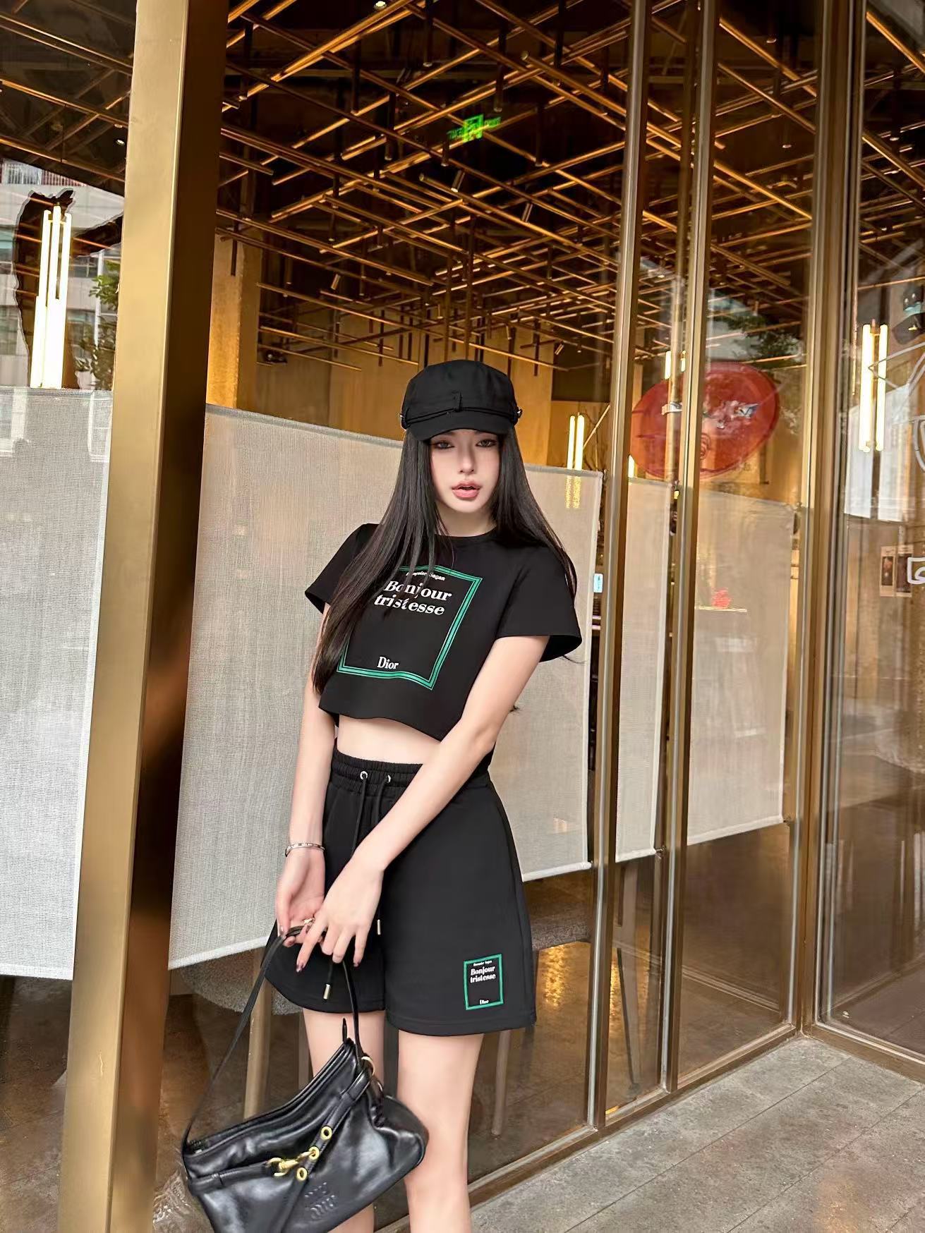 DI0RレターTシャツ＋ショートパンツのツーピースセット【50％割引+送料無料】