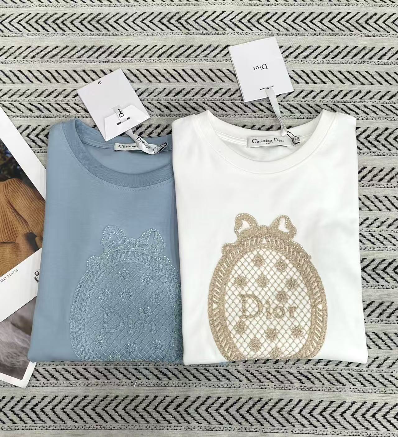 DI0R刺繍ビーズ文字Tシャツ【50％割引+送料無料】