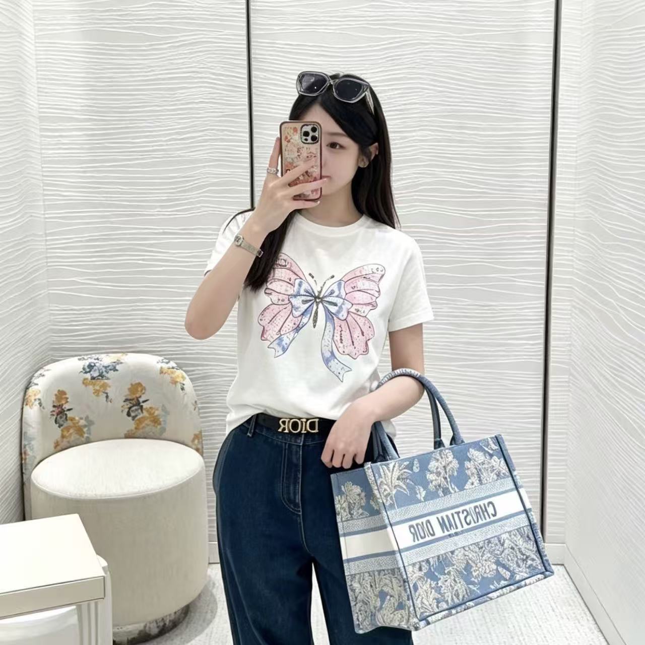 DI0R蝶のビーズ付きTシャツ【50％割引+送料無料】