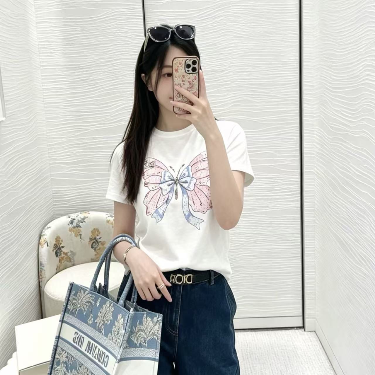 DI0R蝶のビーズ付きTシャツ【50％割引+送料無料】