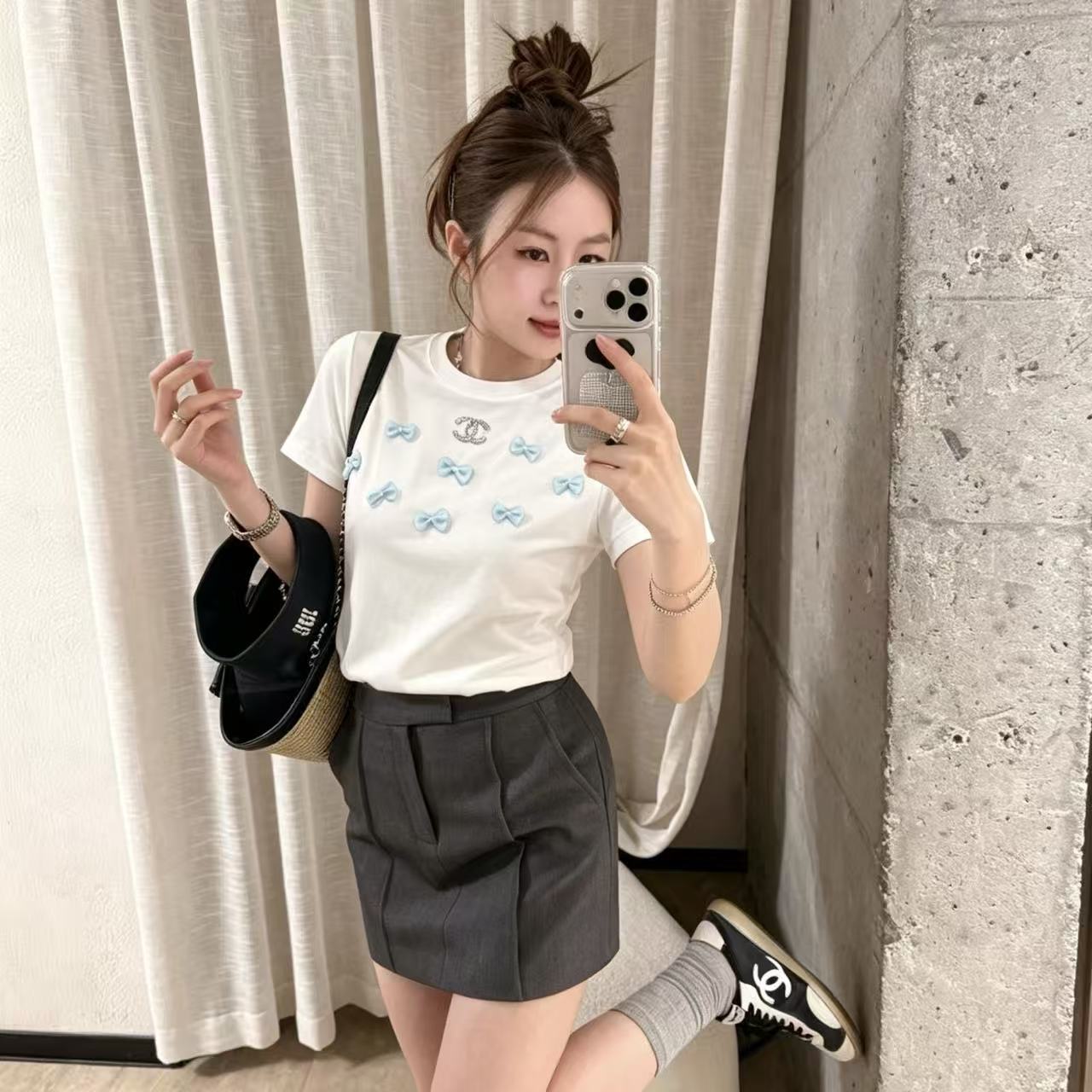 CHANEL 3Dリボン＆ロゴレタリング Tシャツ【50％割引+送料無料】
