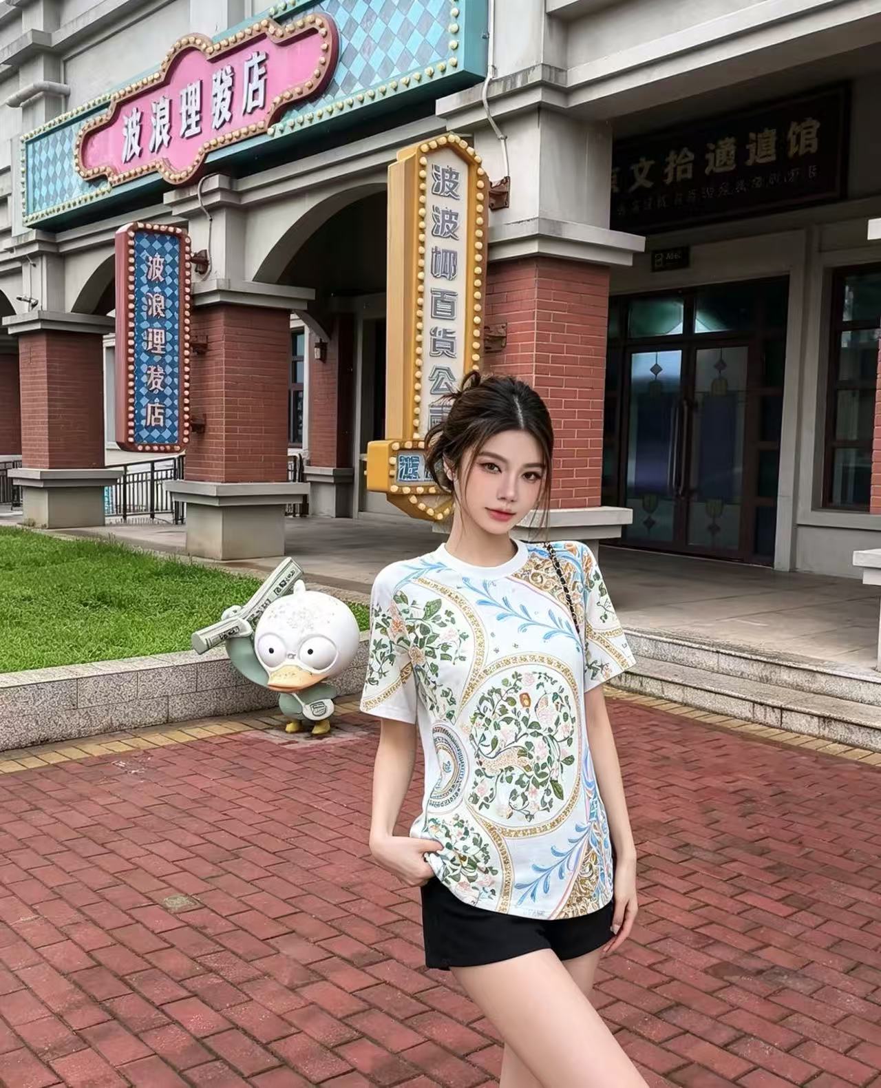 LVプリントTシャツ【50％割引+送料無料】