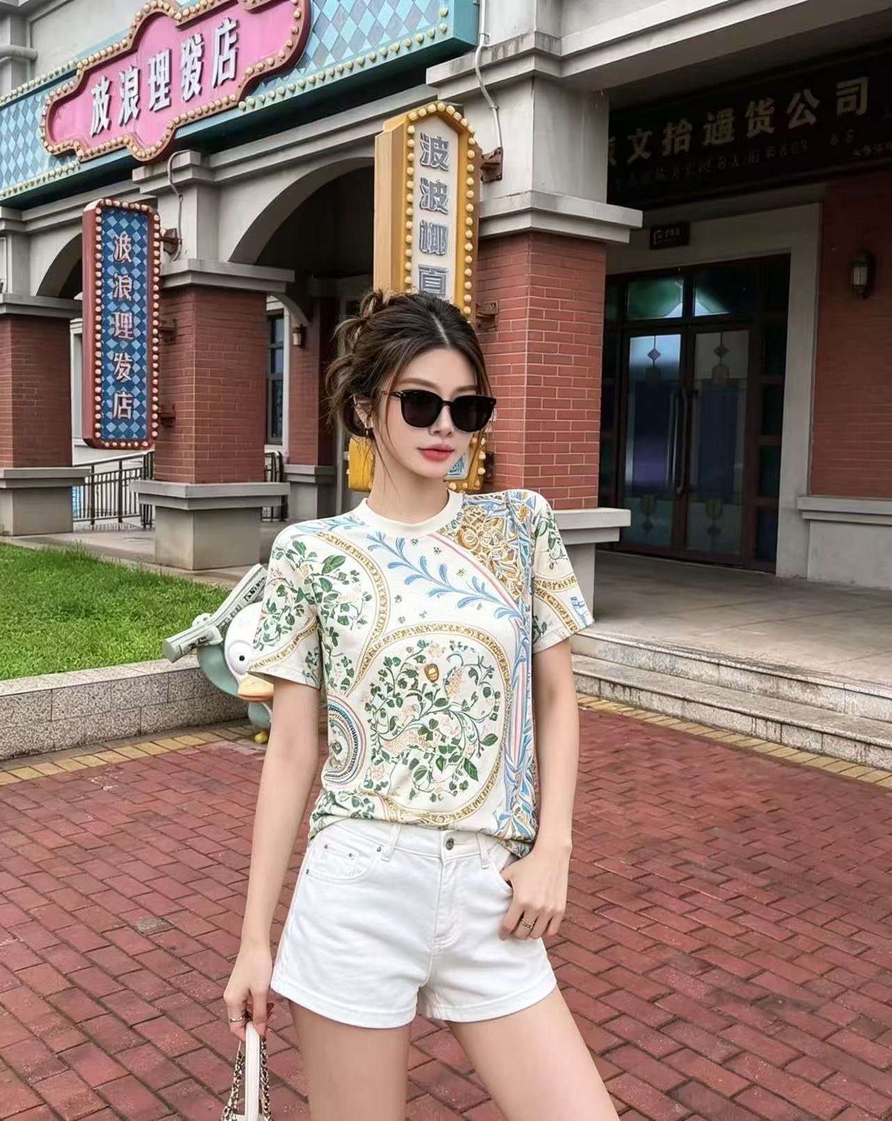 LVプリントTシャツ【50％割引+送料無料】