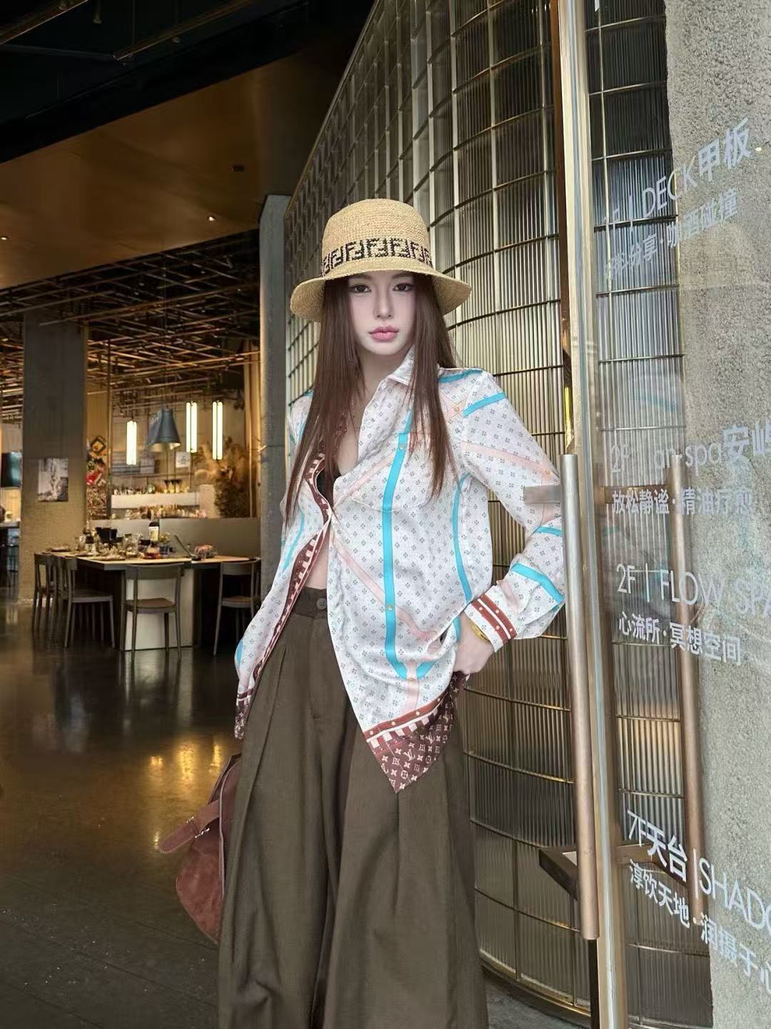LVプリント長袖シャツ【50％割引+送料無料】