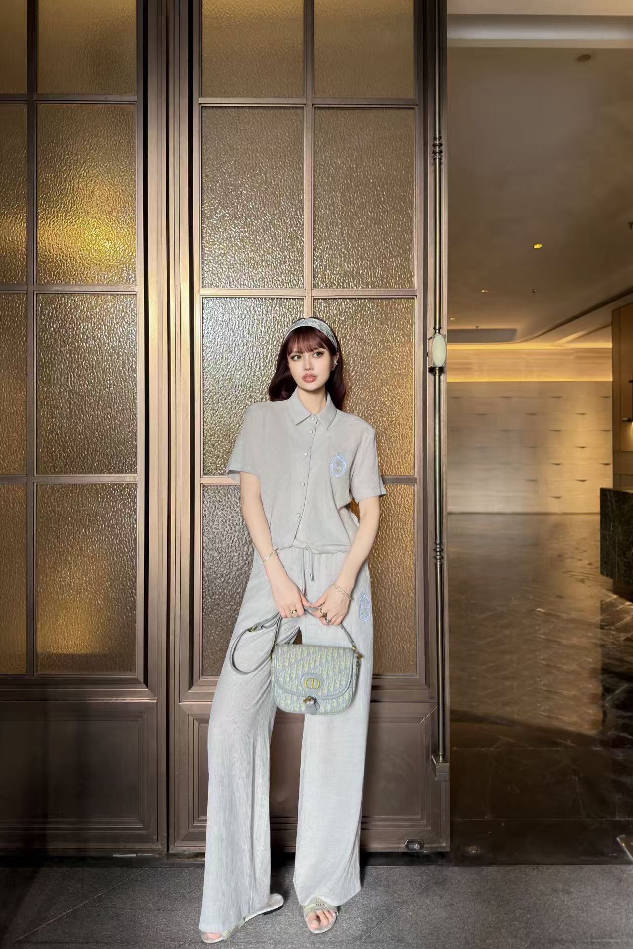 DI0R高品質のメタルボタンベ​​スト＋ショートパンツのツーピースセット【50％割引+送料無料】