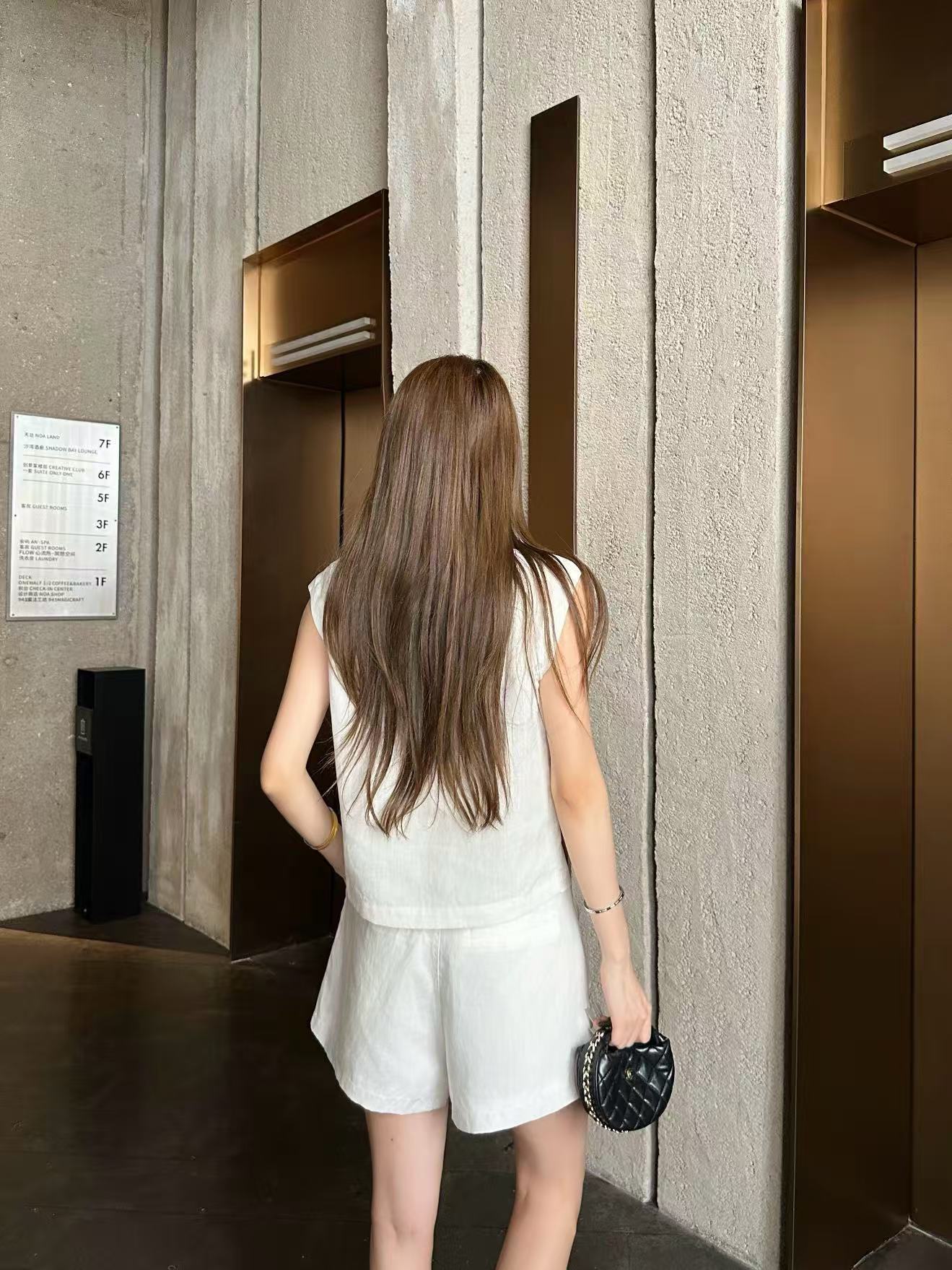 L0WEW ベストとショーツのツーピースセット【50％割引+送料無料】