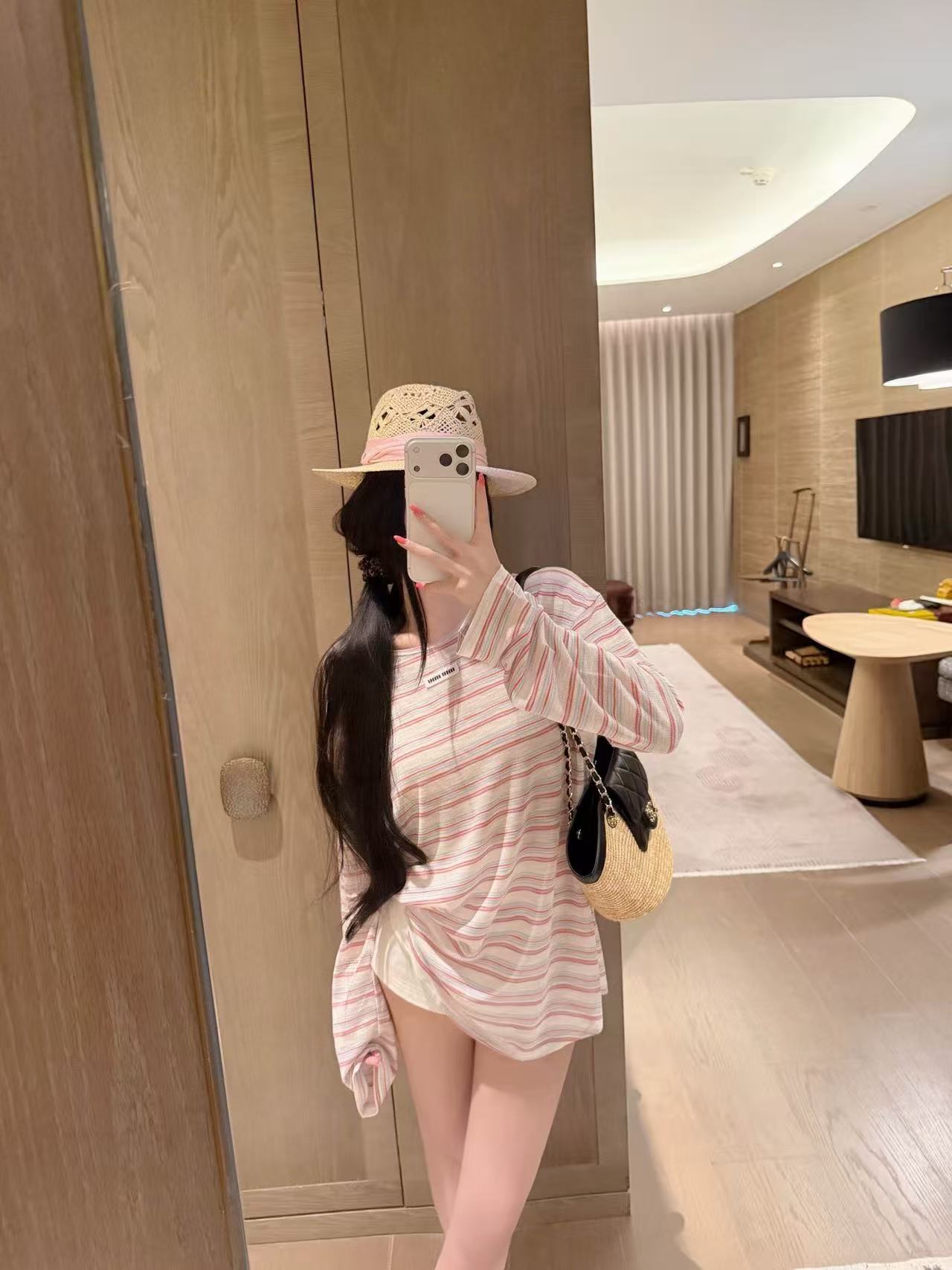 M1UM1U ストライプレター長袖Tシャツ【50％割引+送料無料】