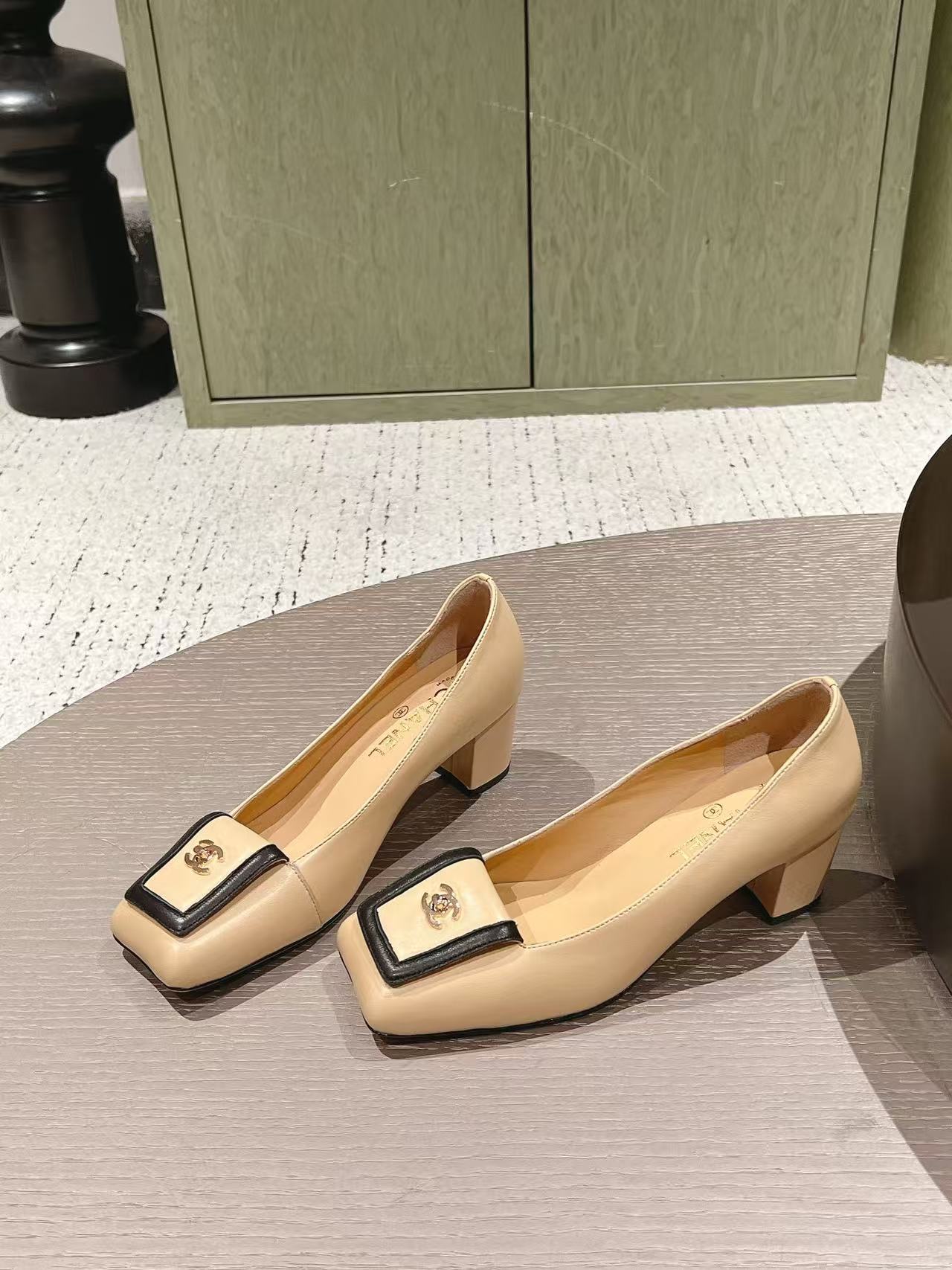 CHANE1 高品質ダブルCローヒールシューズ【50％割引+送料無料】