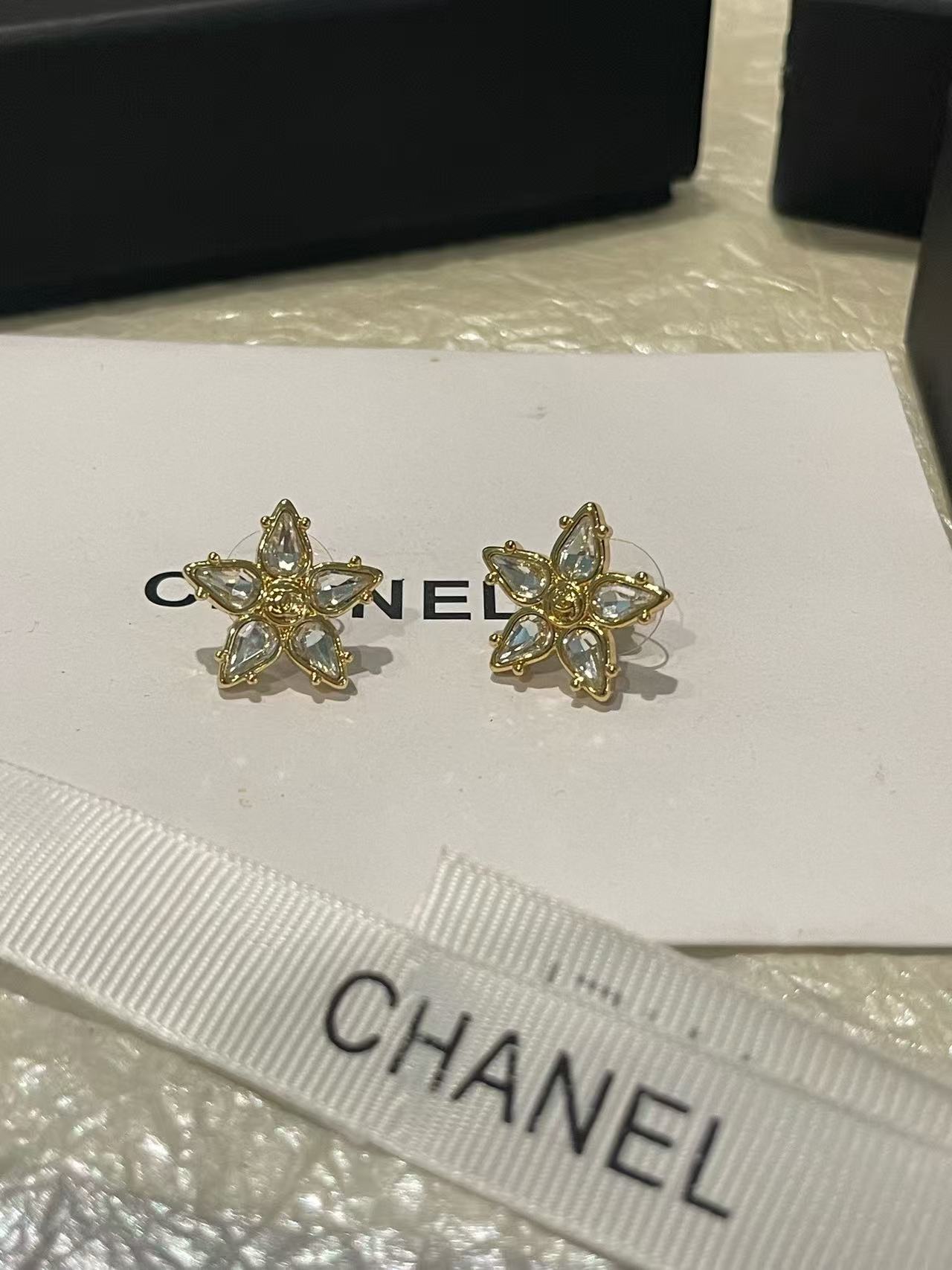 CHANE1 ダブルC ダイヤモンドスタッドピアス【50％割引+送料無料】
