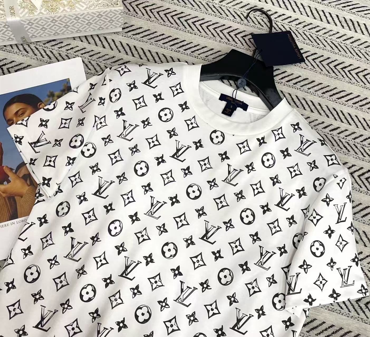 LVプリントTシャツ【50％割引+送料無料】