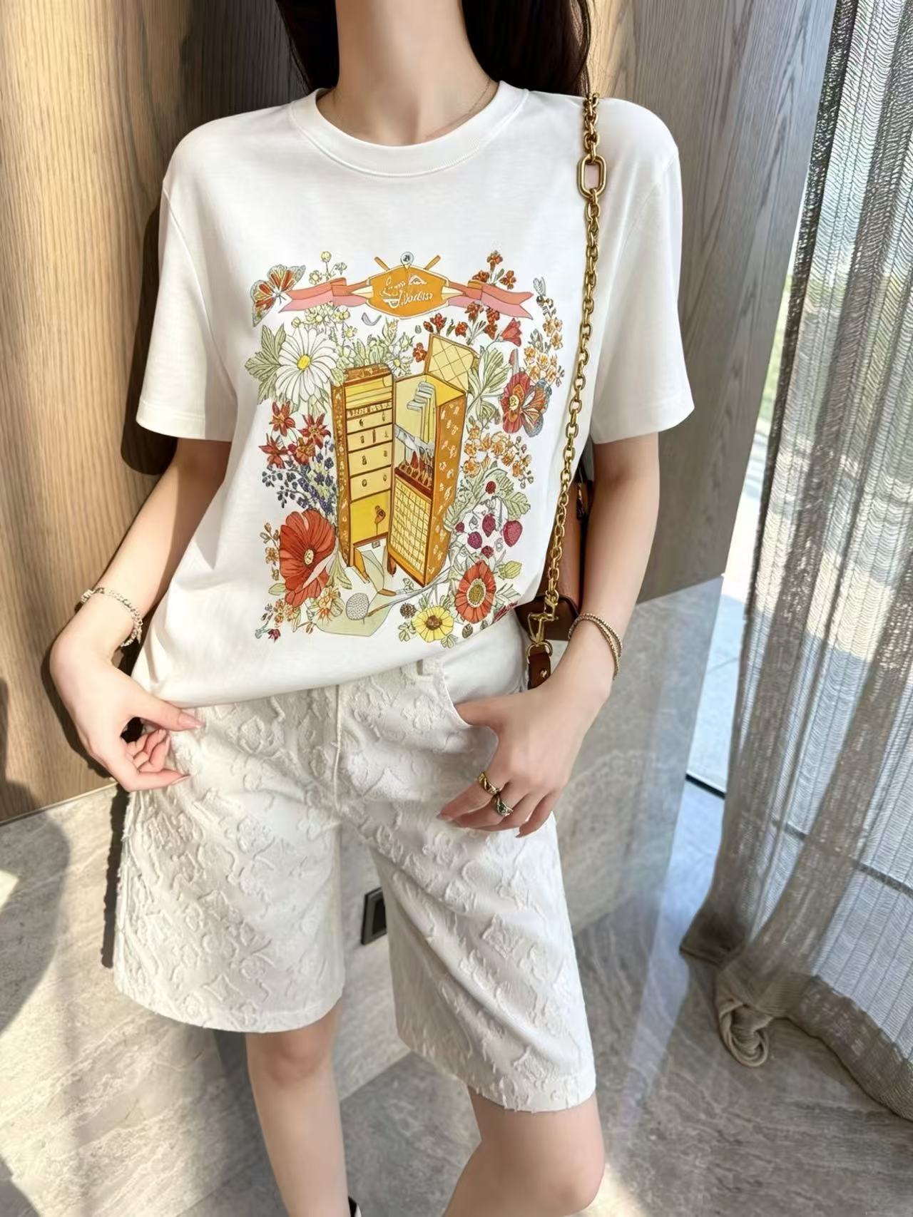LVプリント文字Tシャツ【50％割引+送料無料】