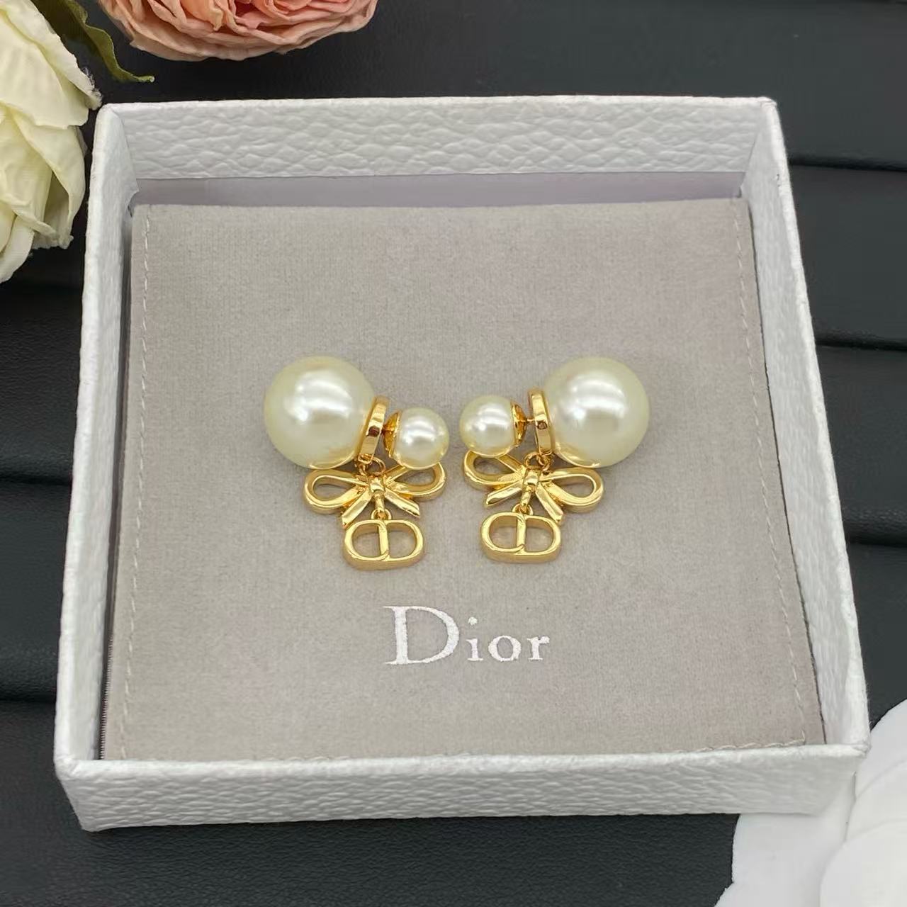 DI0R CDパール スタッドピアス【50％割引+送料無料】