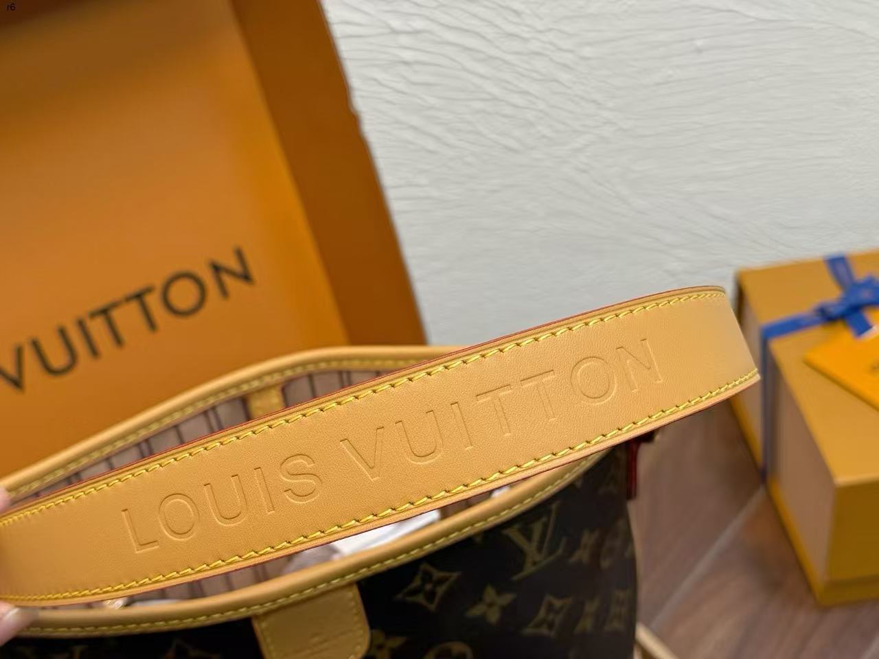 LV delightfulハンドバッグ【50％割引+送料無料】