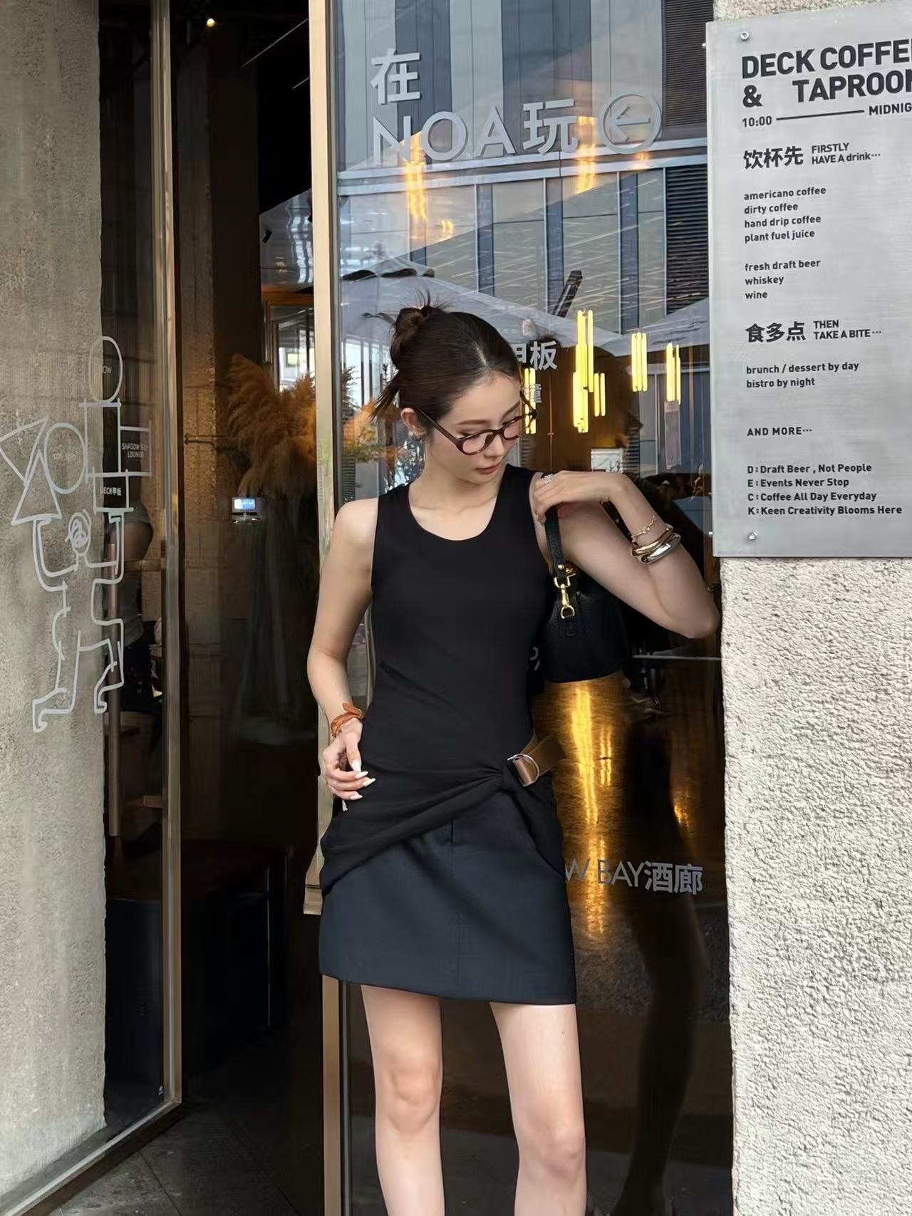L0WEW シンプルベストロングTシャツ【50％割引+送料無料】