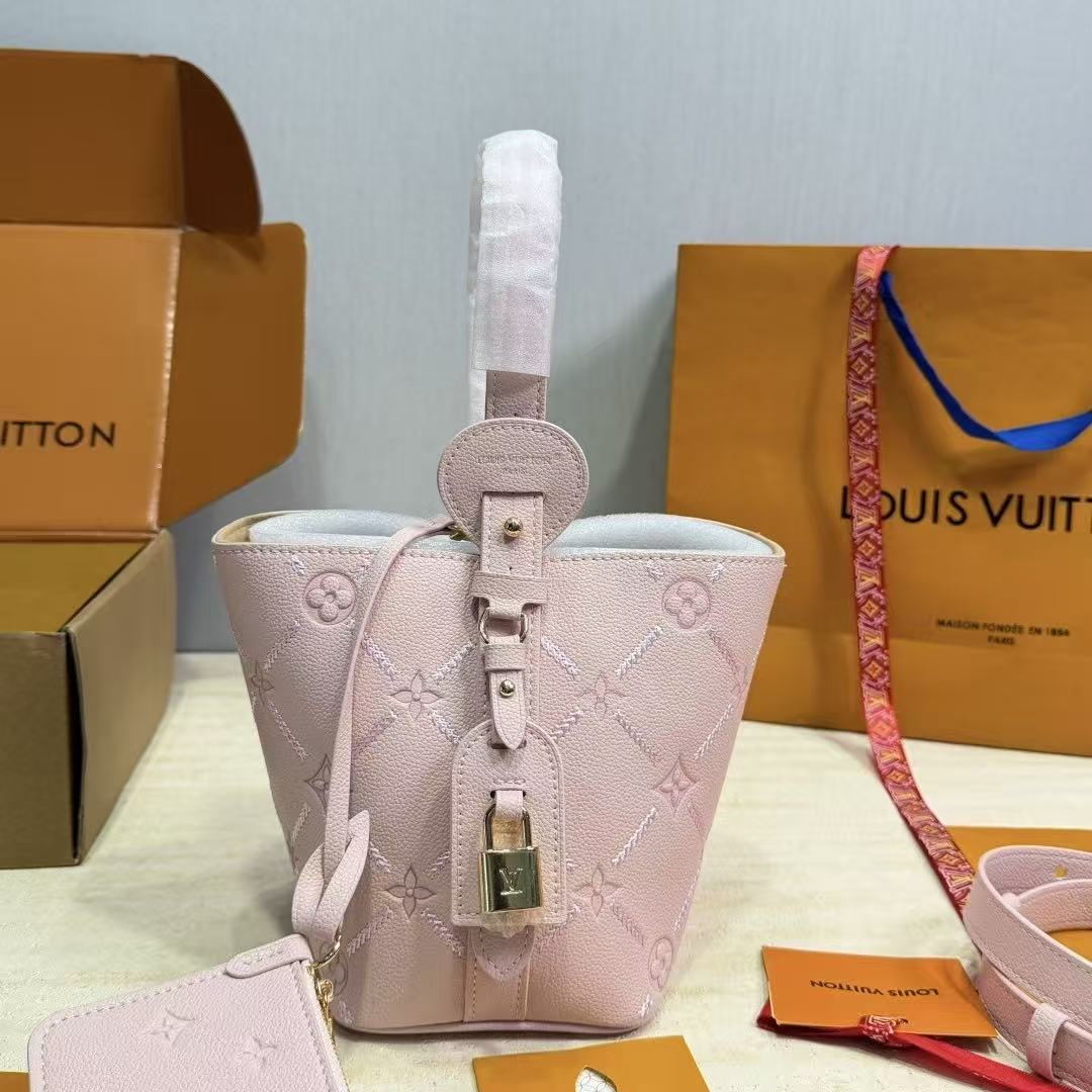 LV All InBBバケットバッグ【50％割引+送料無料】