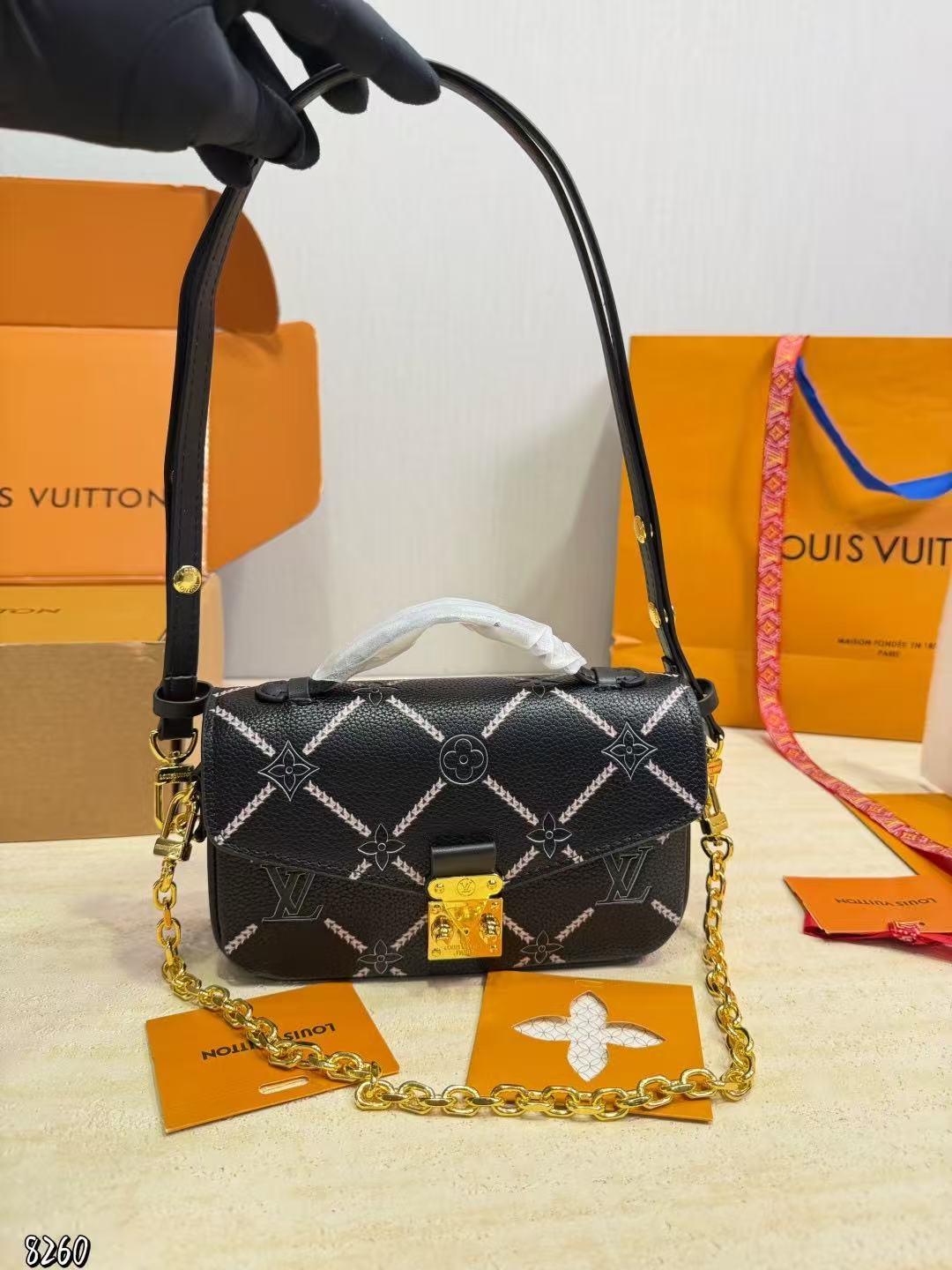LV miniチェーンショルダーバッグ【50％割引+送料無料】