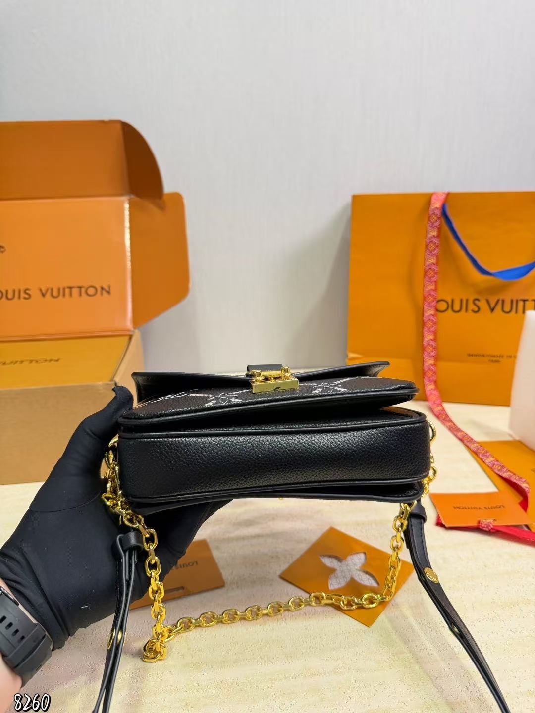 LV miniチェーンショルダーバッグ【50％割引+送料無料】