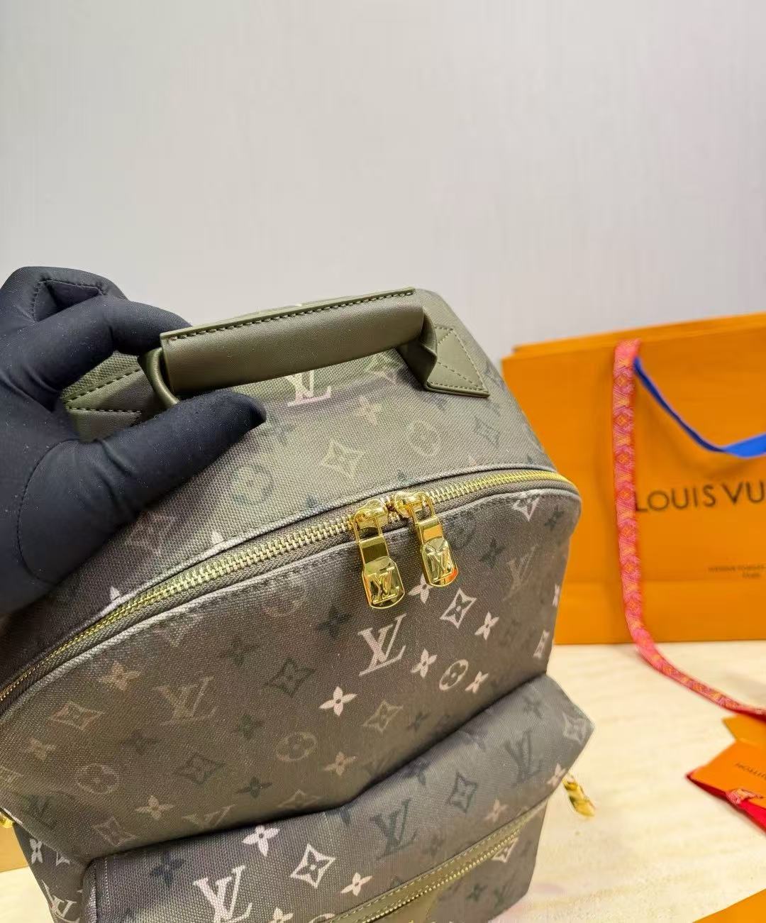 LV Discovery メンズ レザーバックパック【50％割引+送料無料】
