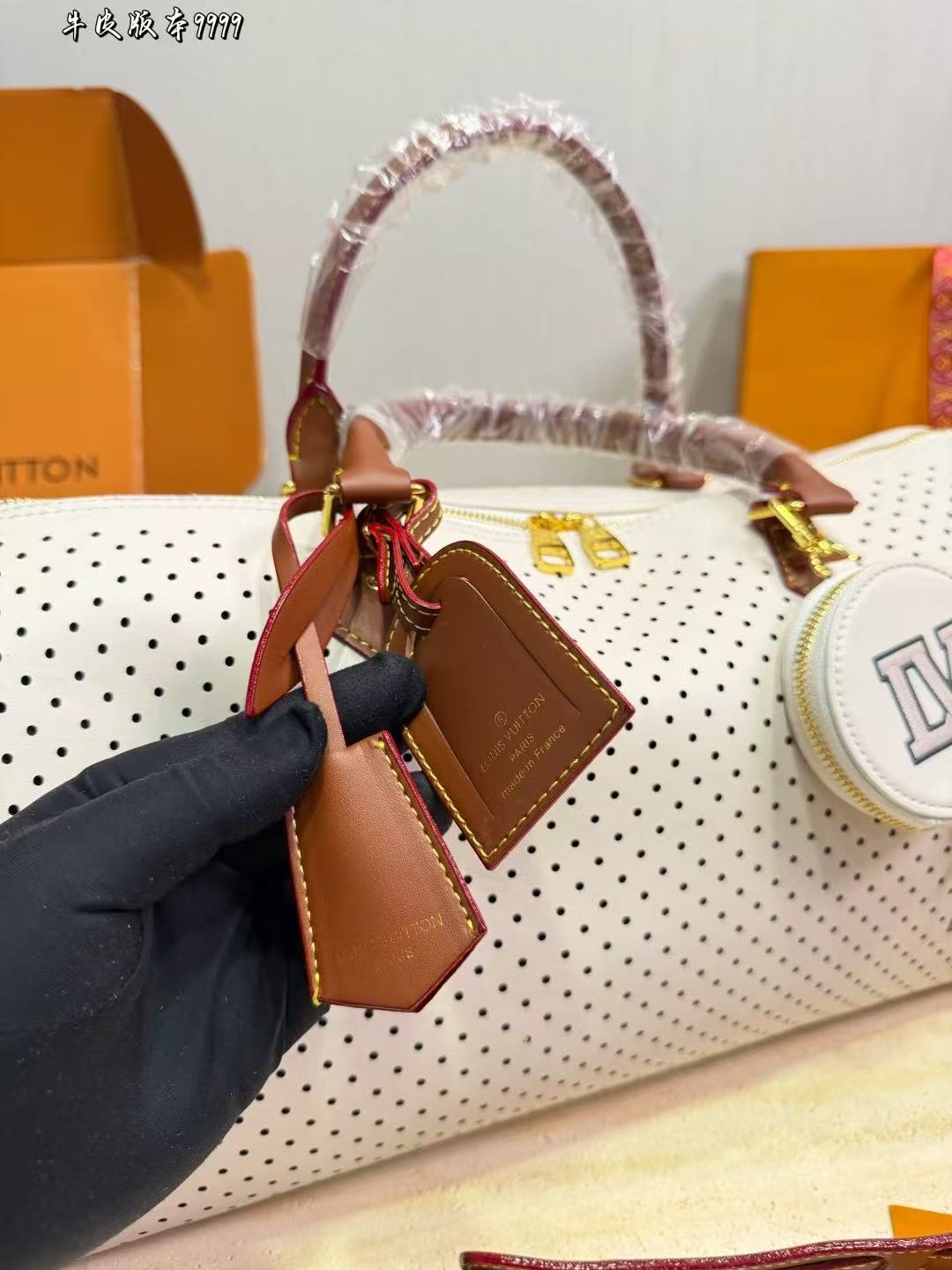 LV Perforatedハンドバッグ【50％割引+送料無料】