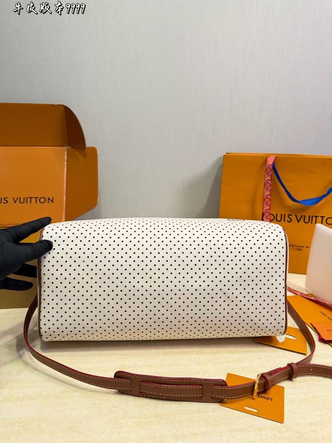 LV Perforatedハンドバッグ【50％割引+送料無料】