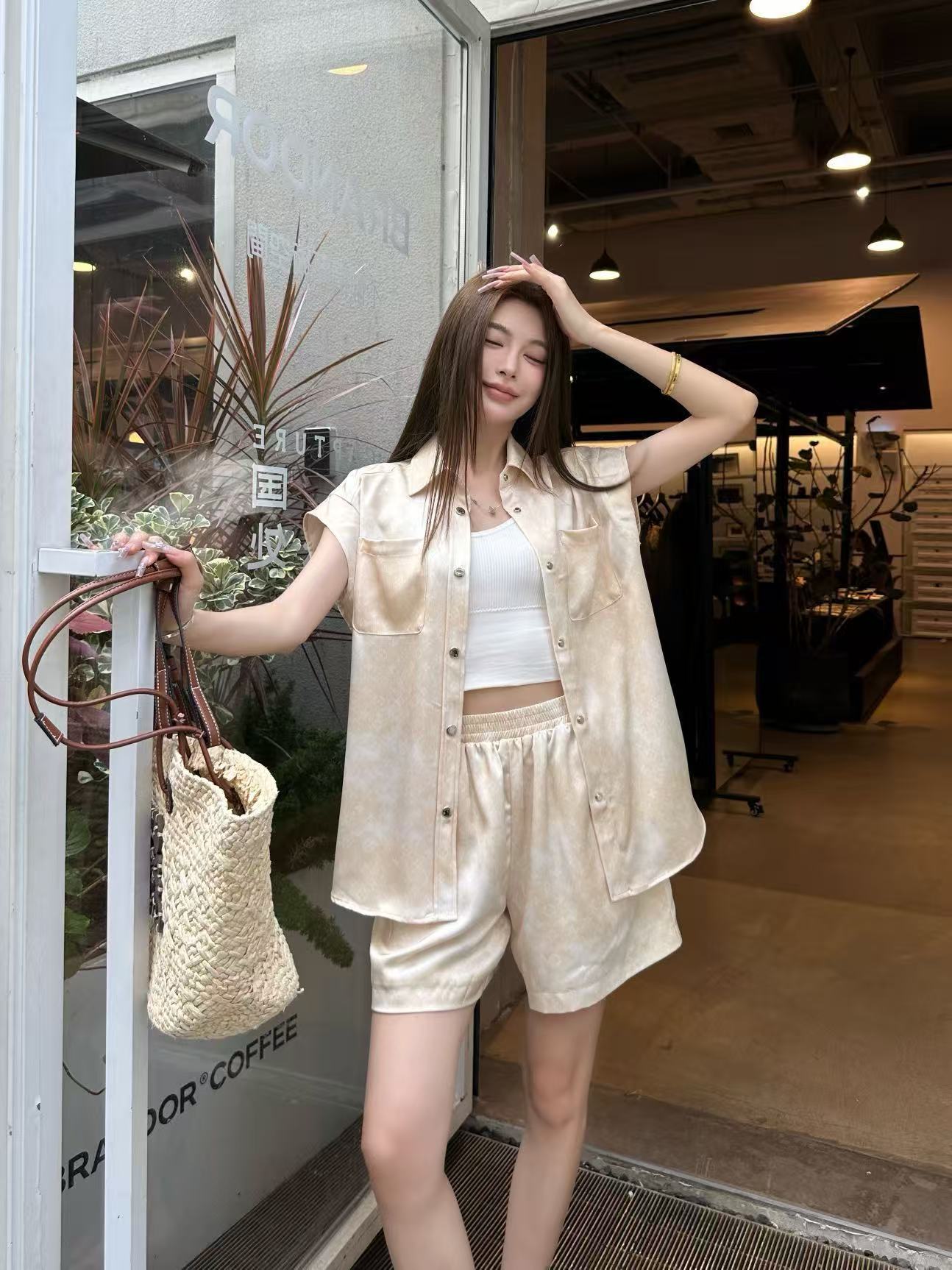 LVプリント シャツ＆ショートパンツ セットアップ【50％割引+送料無料】