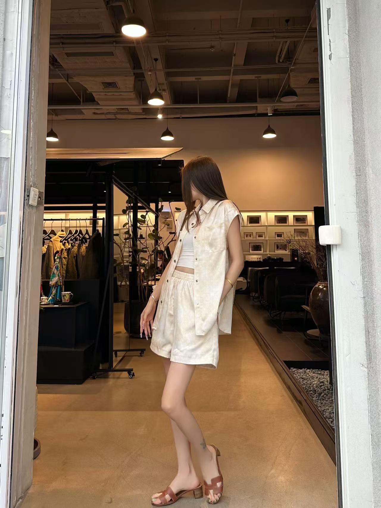 LVプリント シャツ＆ショートパンツ セットアップ【50％割引+送料無料】