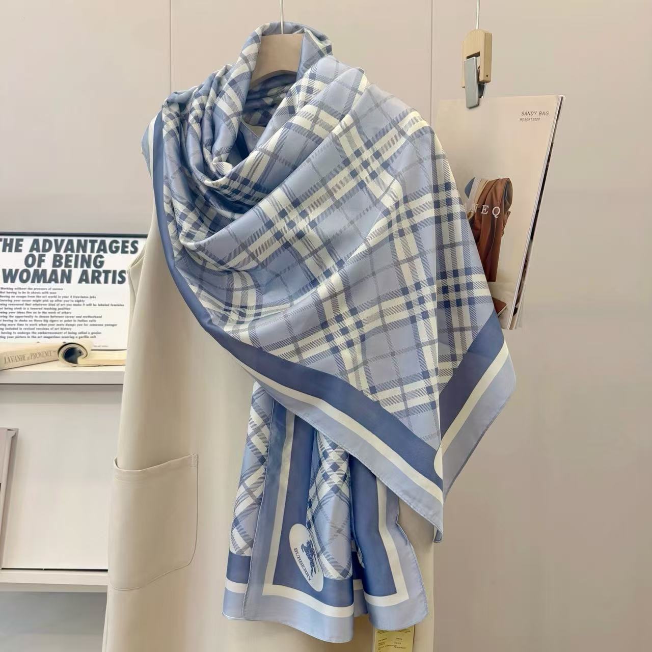 BUR8ERRY チェック柄シルクスカーフ【50％割引+送料無料】