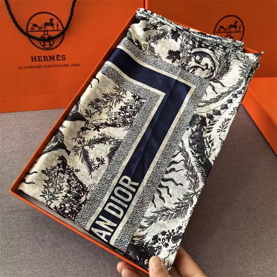 DIOR プリントシルクスカーフ【50％割引+送料無料】