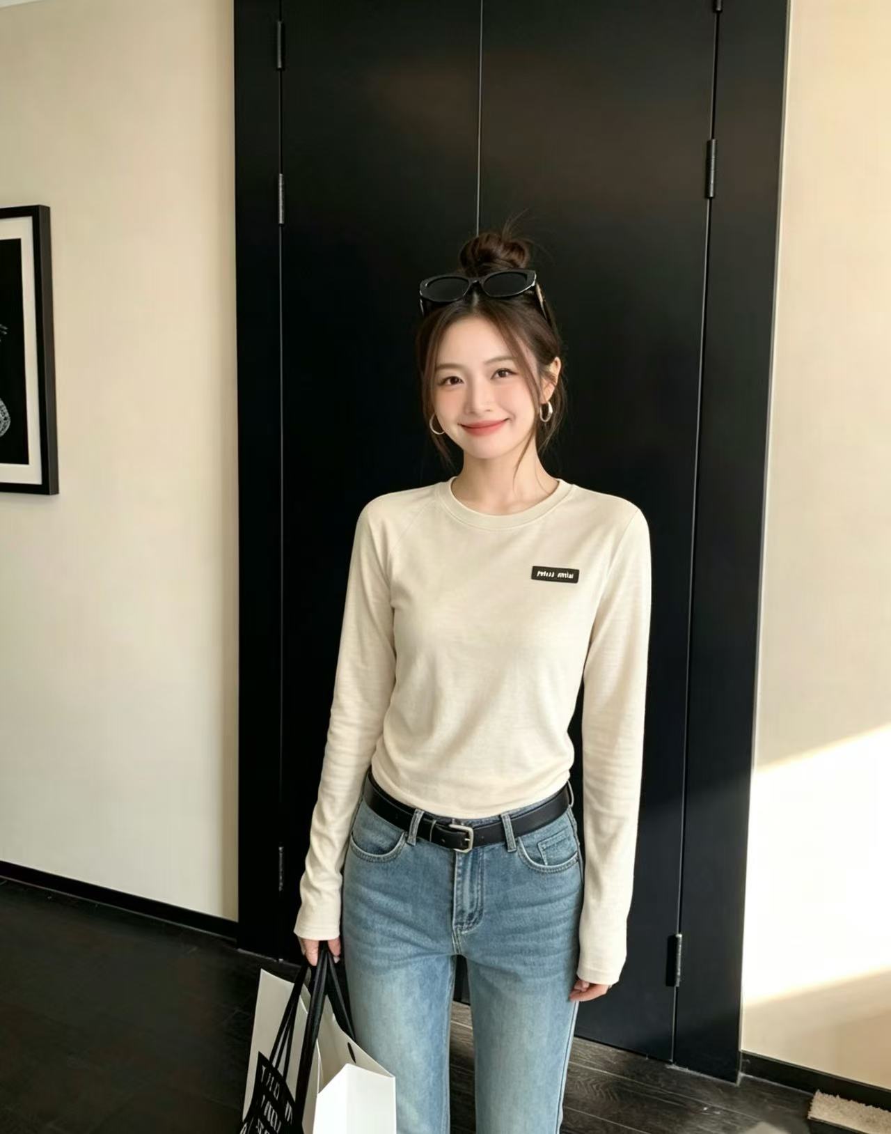 M1UM1U シンプルレター長袖Tシャツ【50％割引+送料無料】