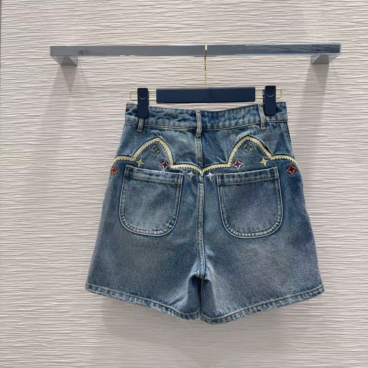 LV刺繍入りレター・デニムショーツ【50％割引+送料無料】