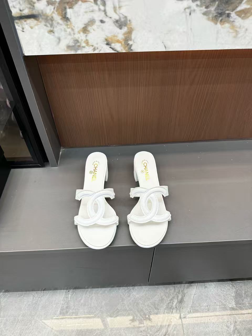 CHANE1 ダブルC ローヒールスリッパ【50％割引+送料無料】