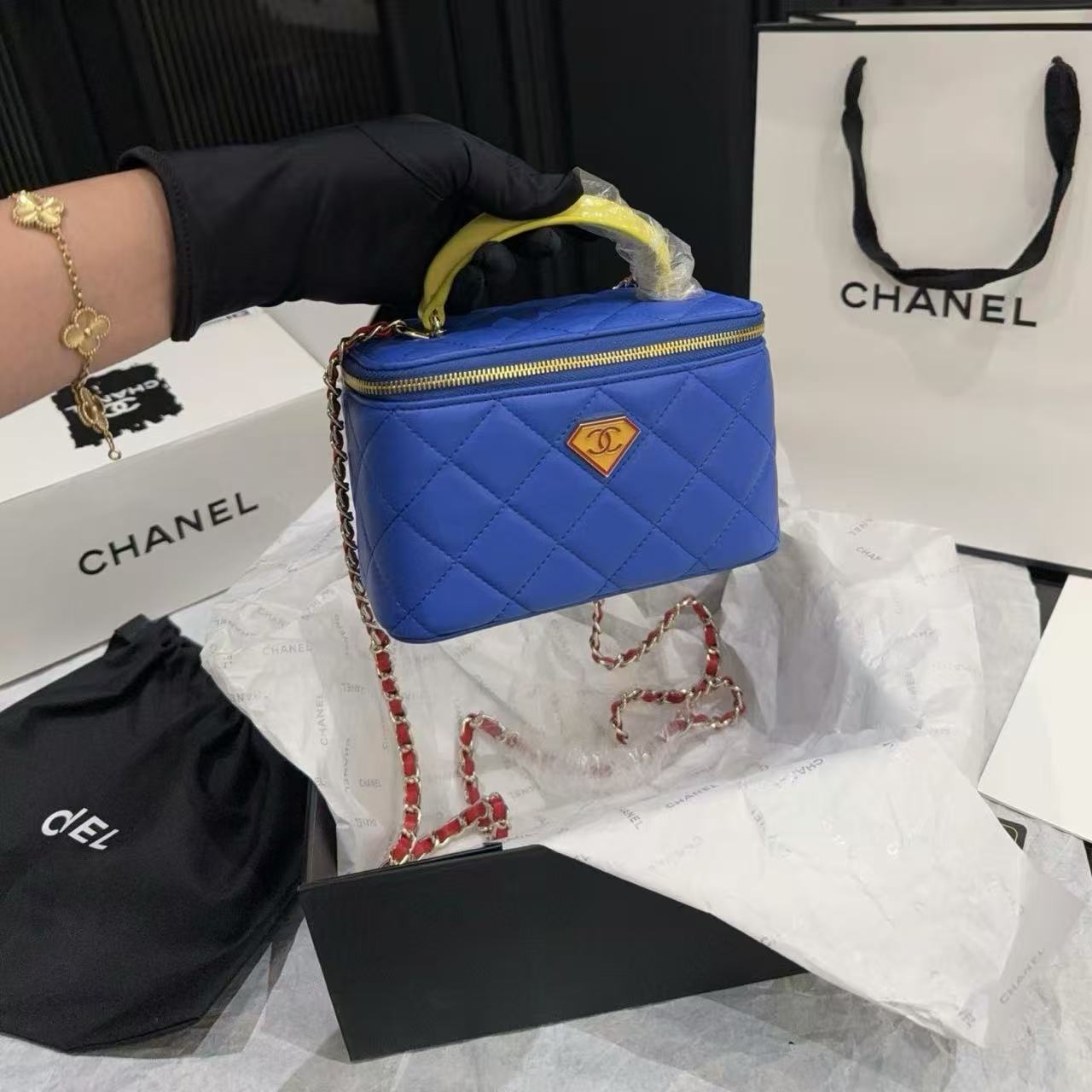 CHANE1 ダブルCチェーンハンドバッグ【50％割引+送料無料】
