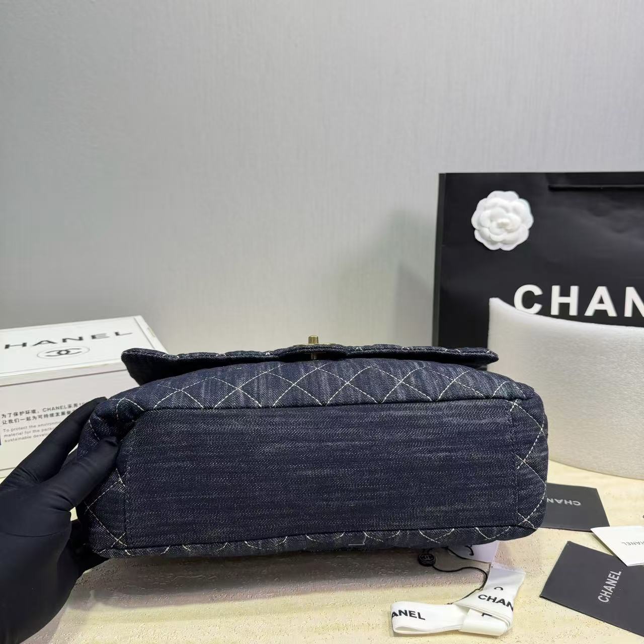 CHANE1 チェーンデニムハンドバッグ【50％割引+送料無料】