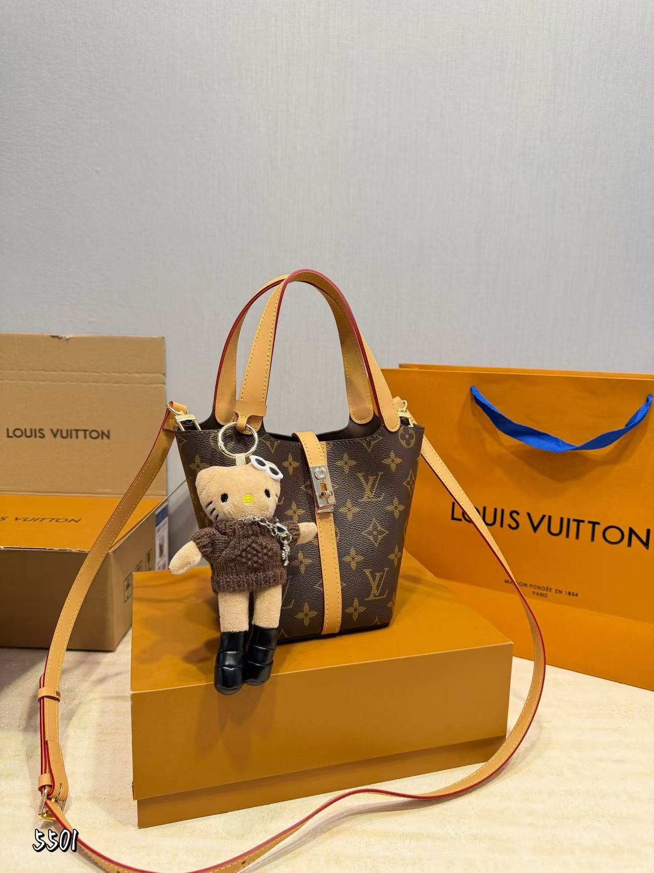 LVプリント入りバケットバッグ【50％割引+送料無料】
